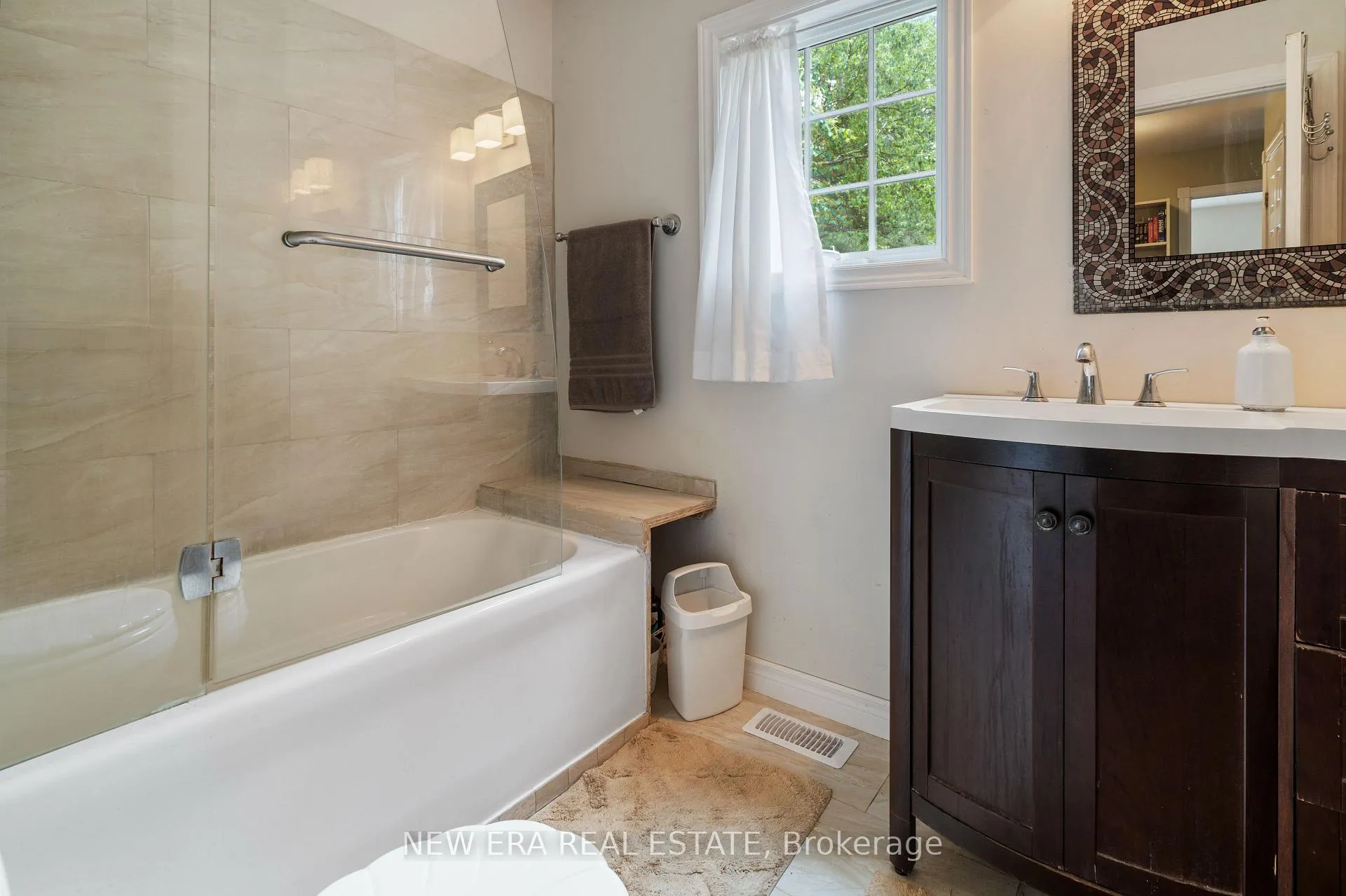 Photo 30 of 49 Credit Road, Caledon, Cheltenham — HOMEH