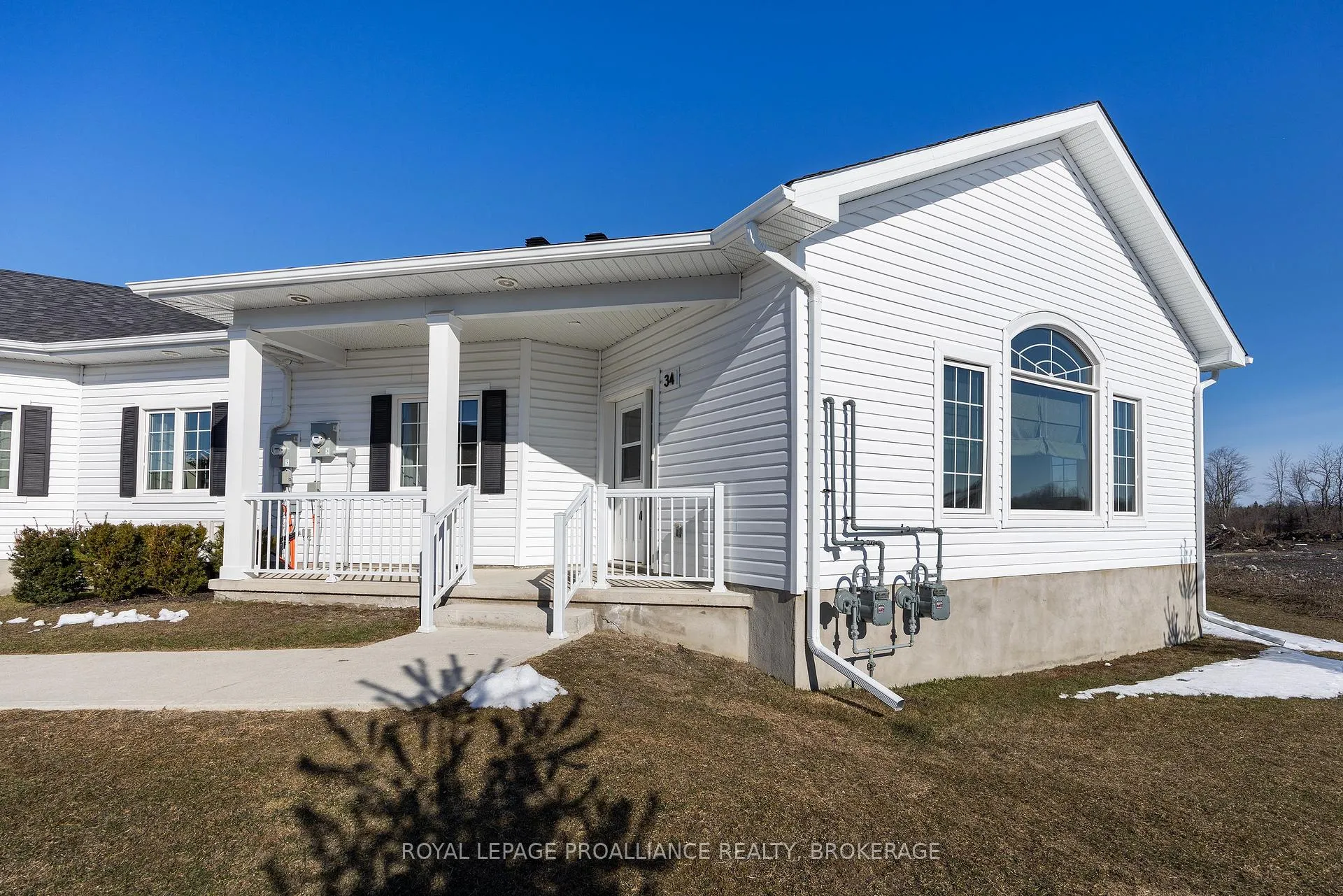 Photo 6 of Unit 49, 34 Lowry Place, Loyalist, Amherstview — HOMEH