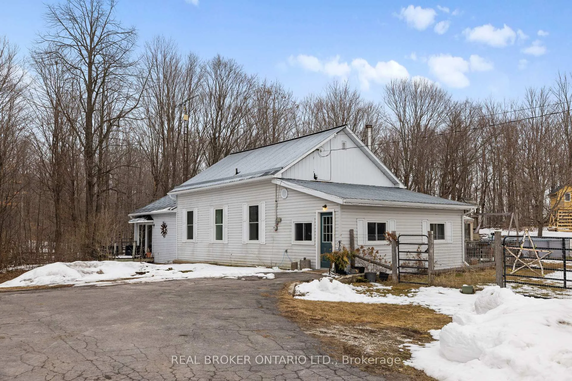 Photo 1 of 1114 Scotch Corners Road, Beckwith, Beckwith Twp — HOMEH