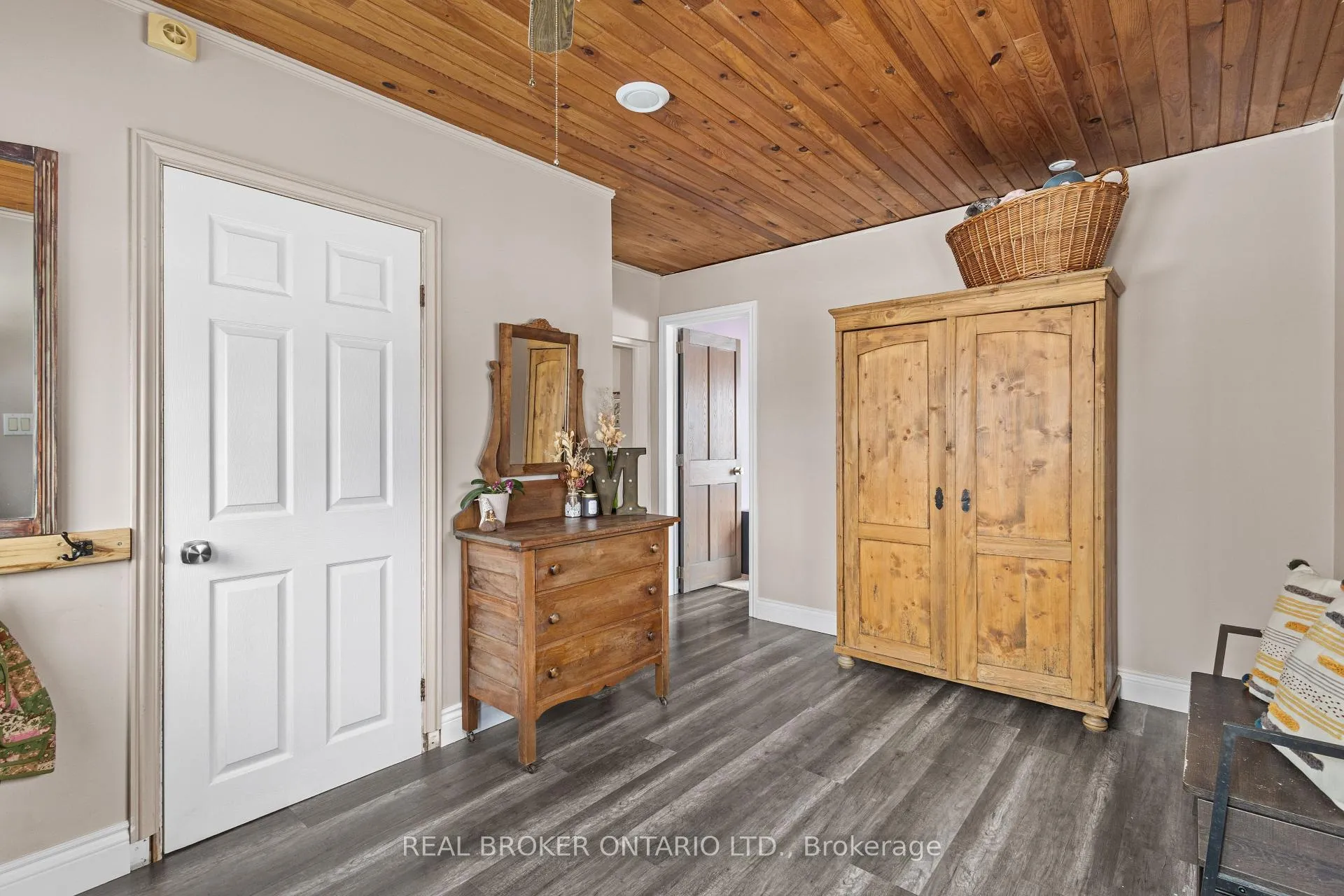 Photo 3 of 1114 Scotch Corners Road, Beckwith, Beckwith Twp — HOMEH