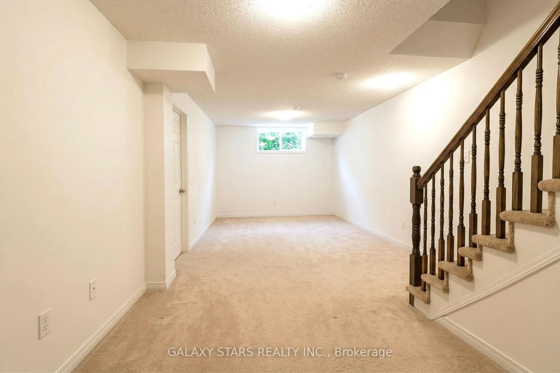 Photo 13 of 72 Dundalk Private, Ottawa, Barrhaven - Stonebridge — HOMEH