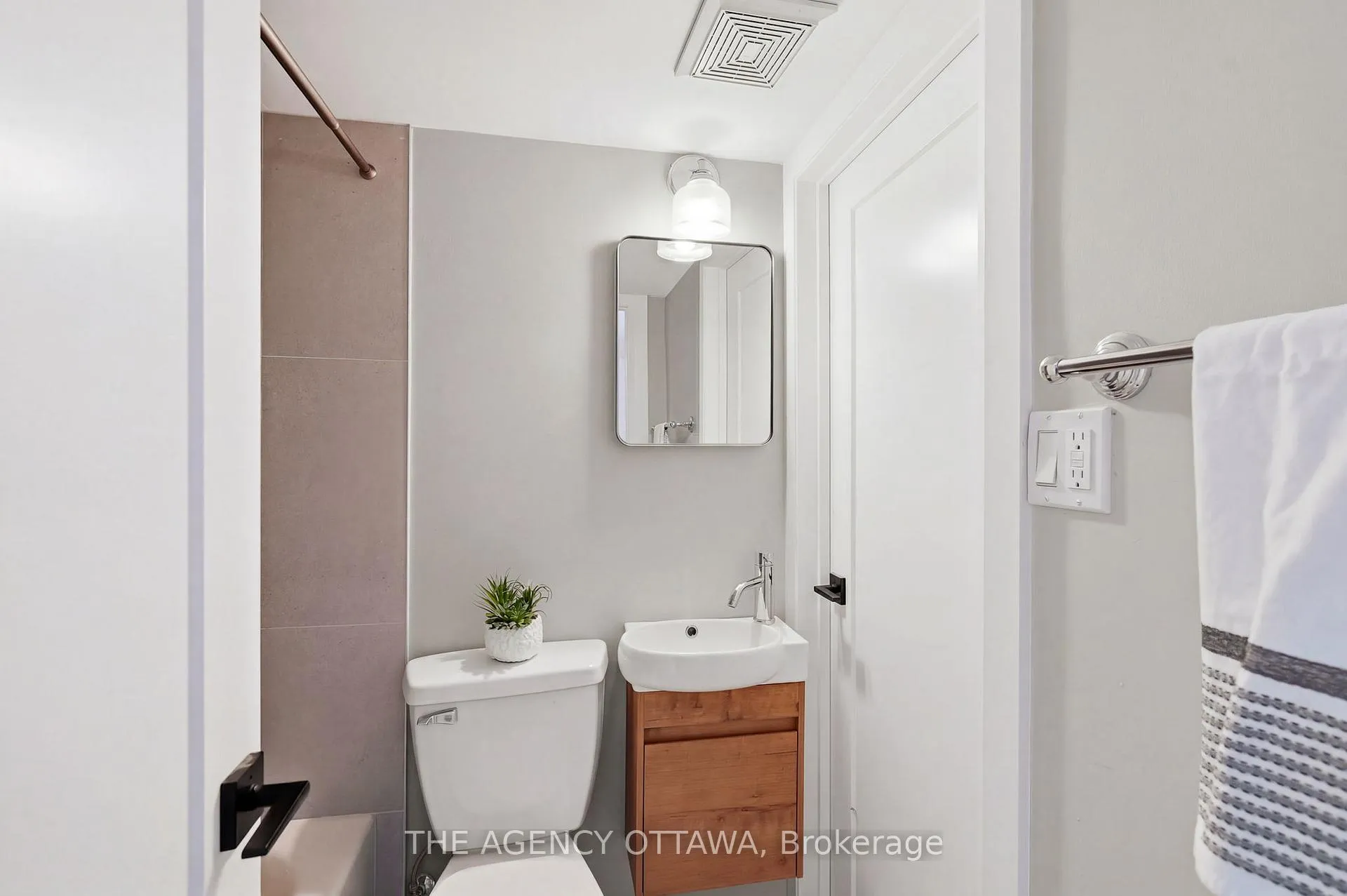 Photo 39 of 4667 Albion Road S, Ottawa, Blossom Park/Kemp Park/Findlay Creek — HOMEH