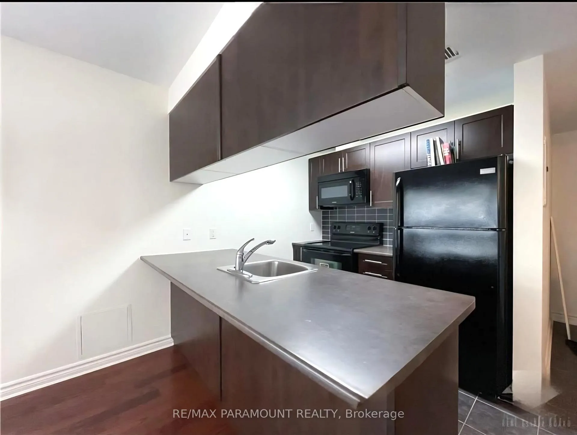 Photo 8 of Unit 404, 234 Rideau Street, Ottawa, Sandy Hill — HOMEH