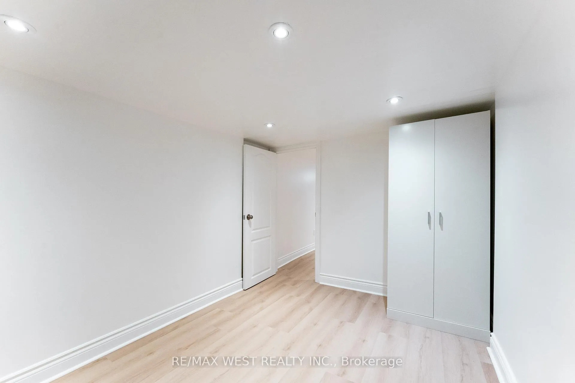 Photo 14 of Unit # Bsmt Ap, 12 Gillespie Avenue, Toronto, Weston-Pellam Park — HOMEH
