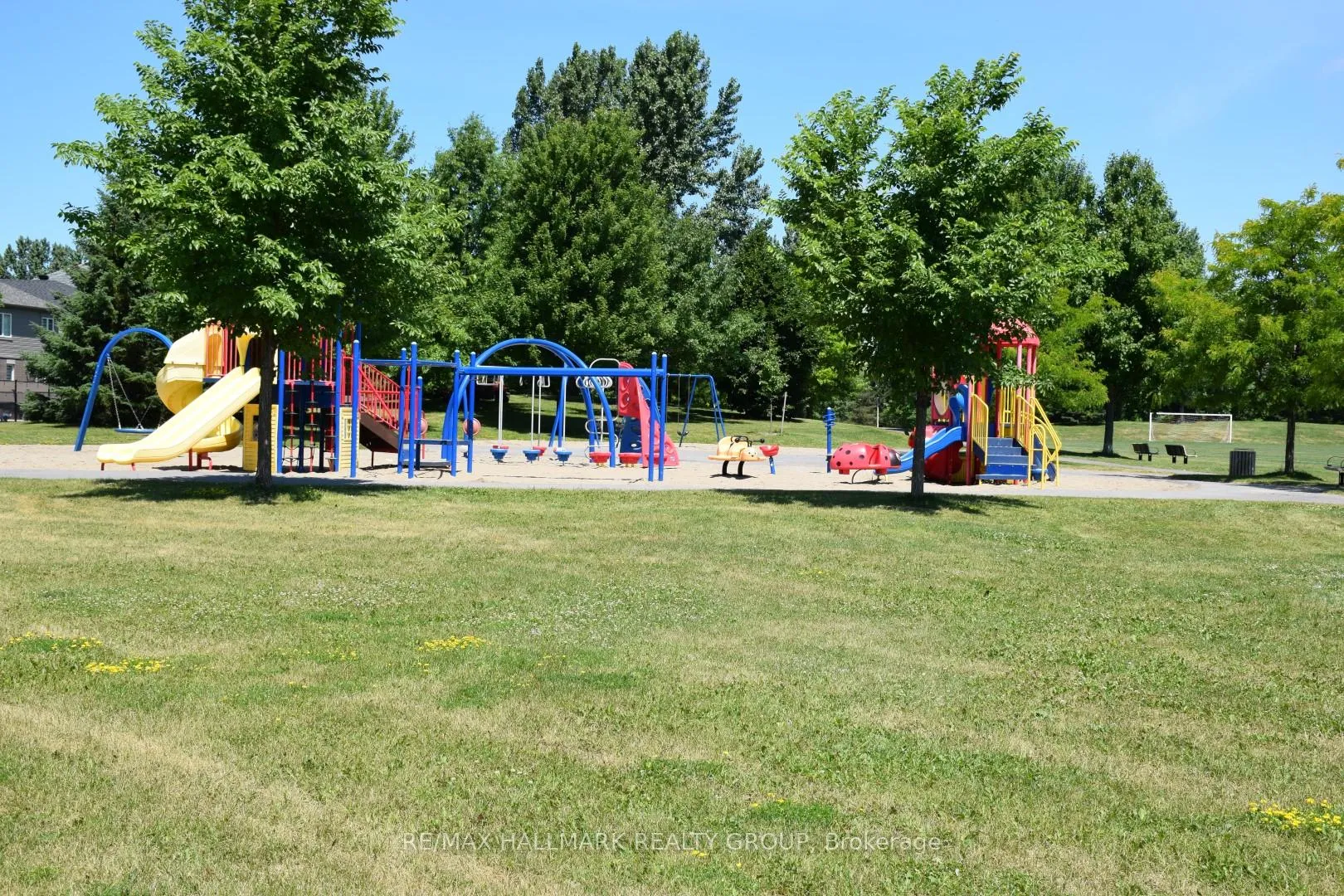 Photo 15 of 281 Aquaview Drive, Ottawa, Avalon East — HOMEH