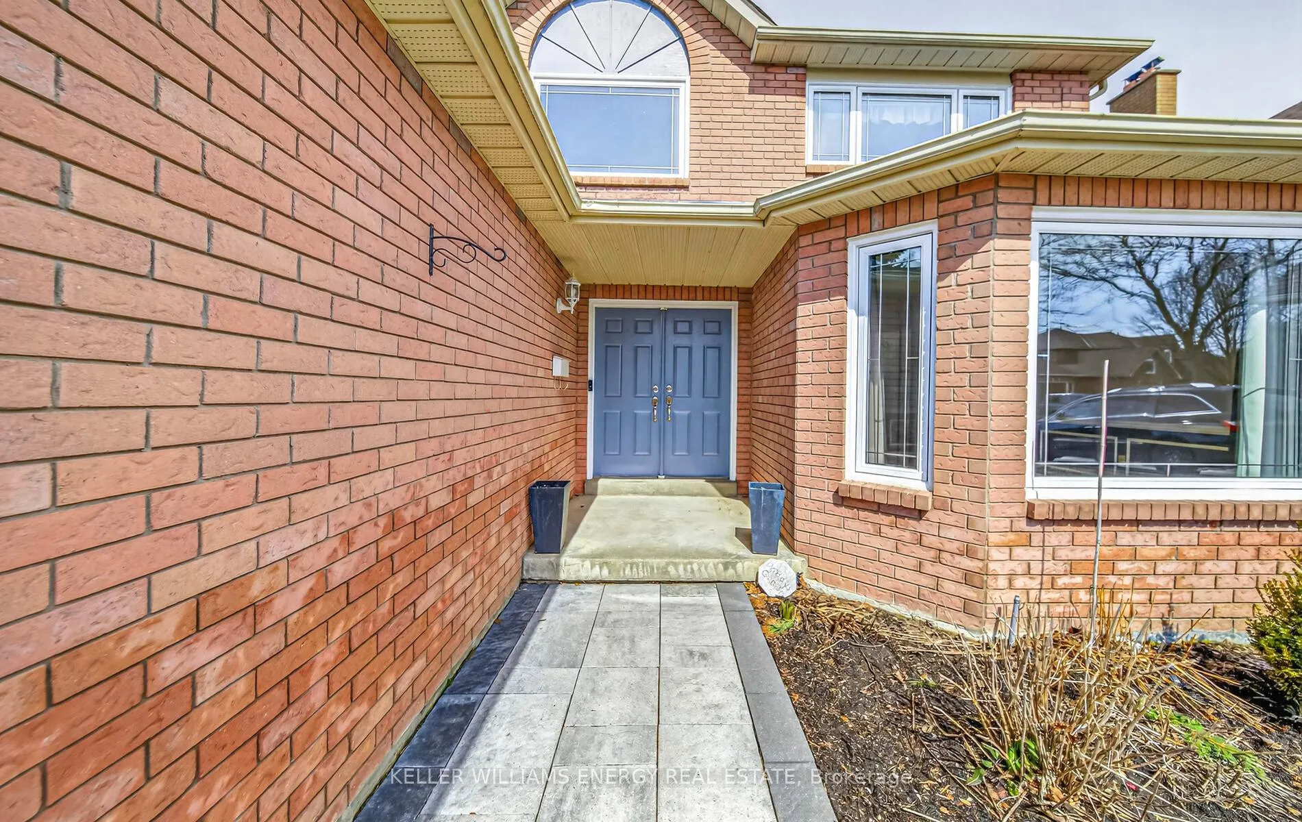 Photo 4 of 2508 Linwood Street, Pickering, Liverpool — HOMEH