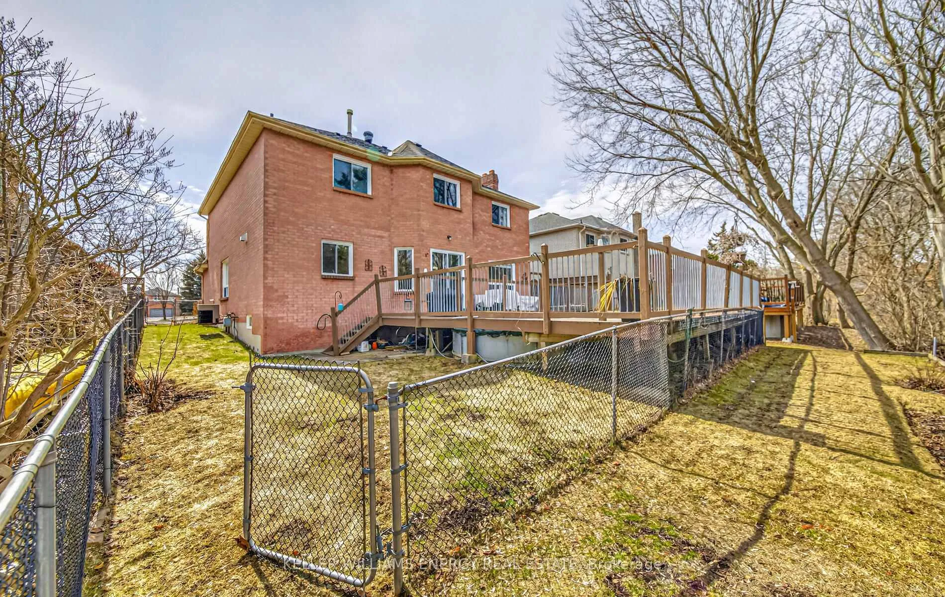 Photo 6 of 2508 Linwood Street, Pickering, Liverpool — HOMEH