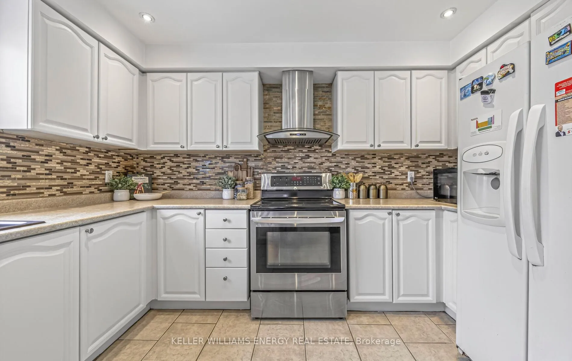 Photo 18 of 2508 Linwood Street, Pickering, Liverpool — HOMEH