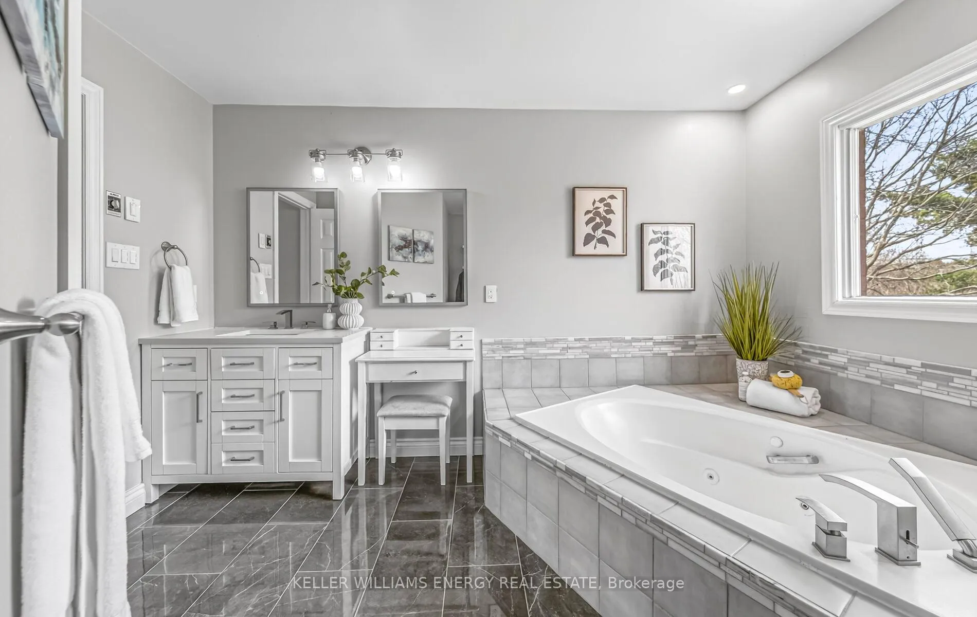 Photo 43 of 2508 Linwood Street, Pickering, Liverpool — HOMEH