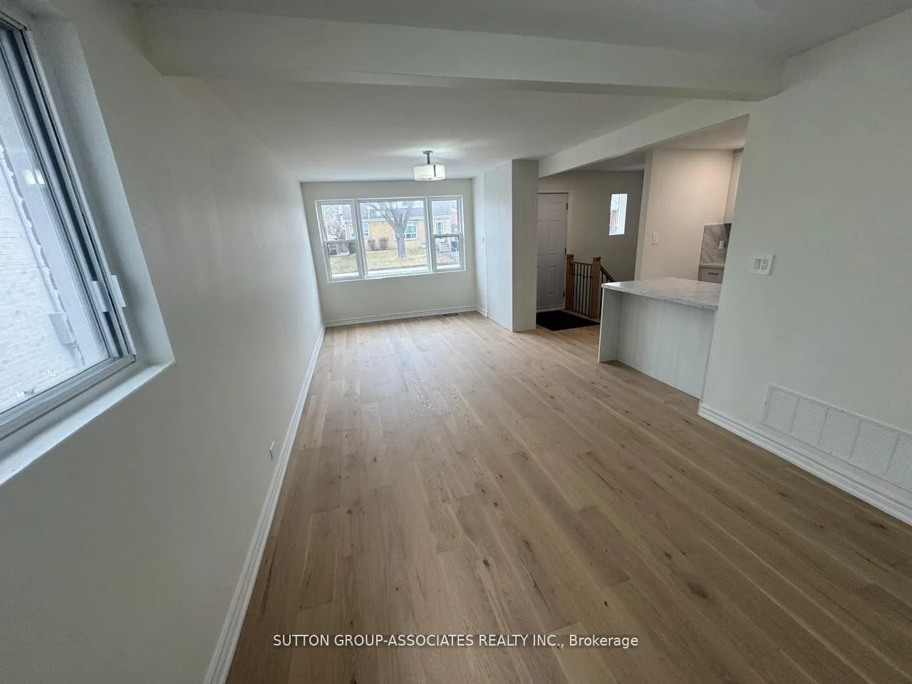 Photo 7 of 121 Yardley Avenue, Toronto, O'Connor-Parkview — HOMEH