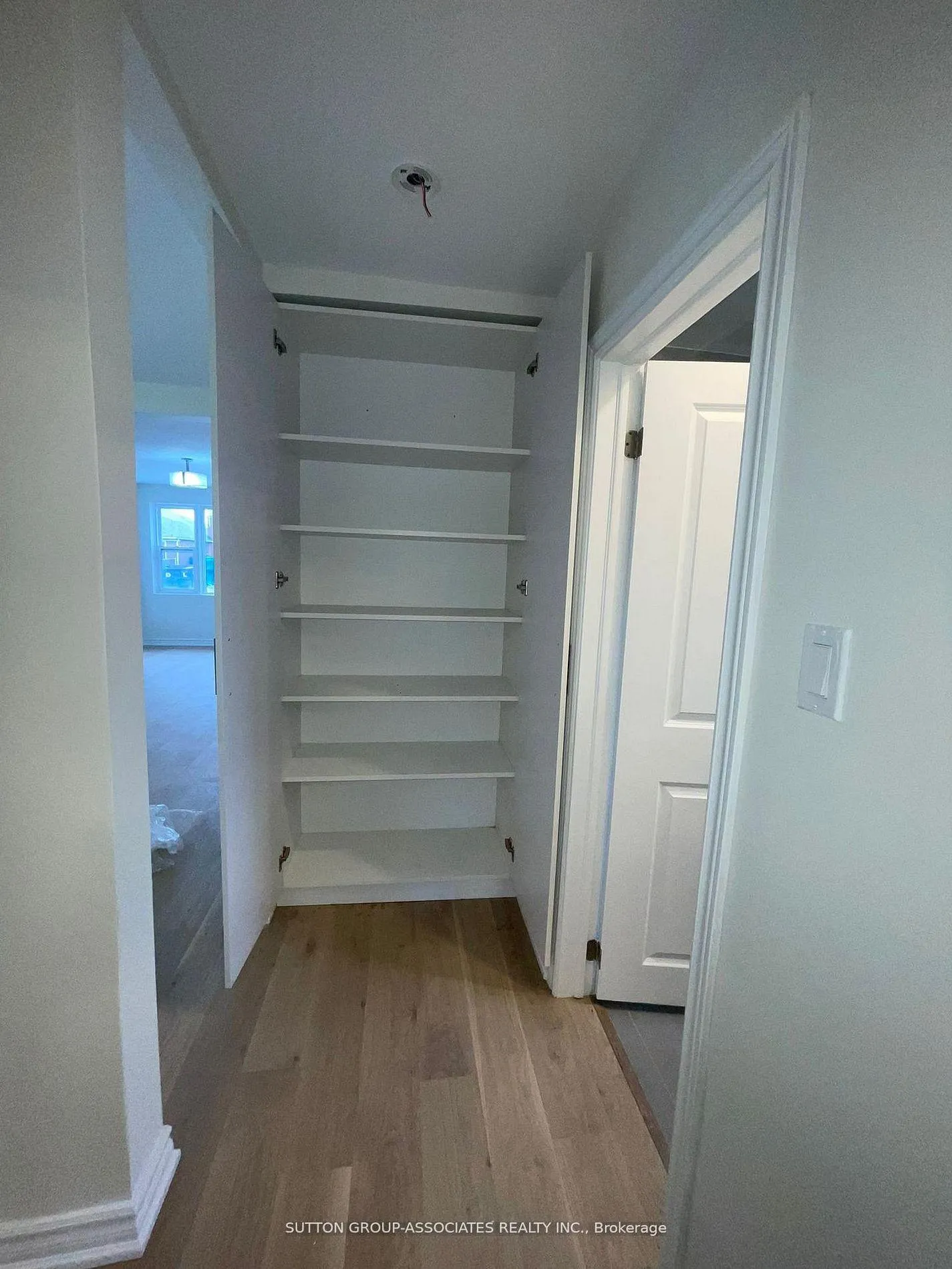 Photo 14 of 121 Yardley Avenue, Toronto, O'Connor-Parkview — HOMEH