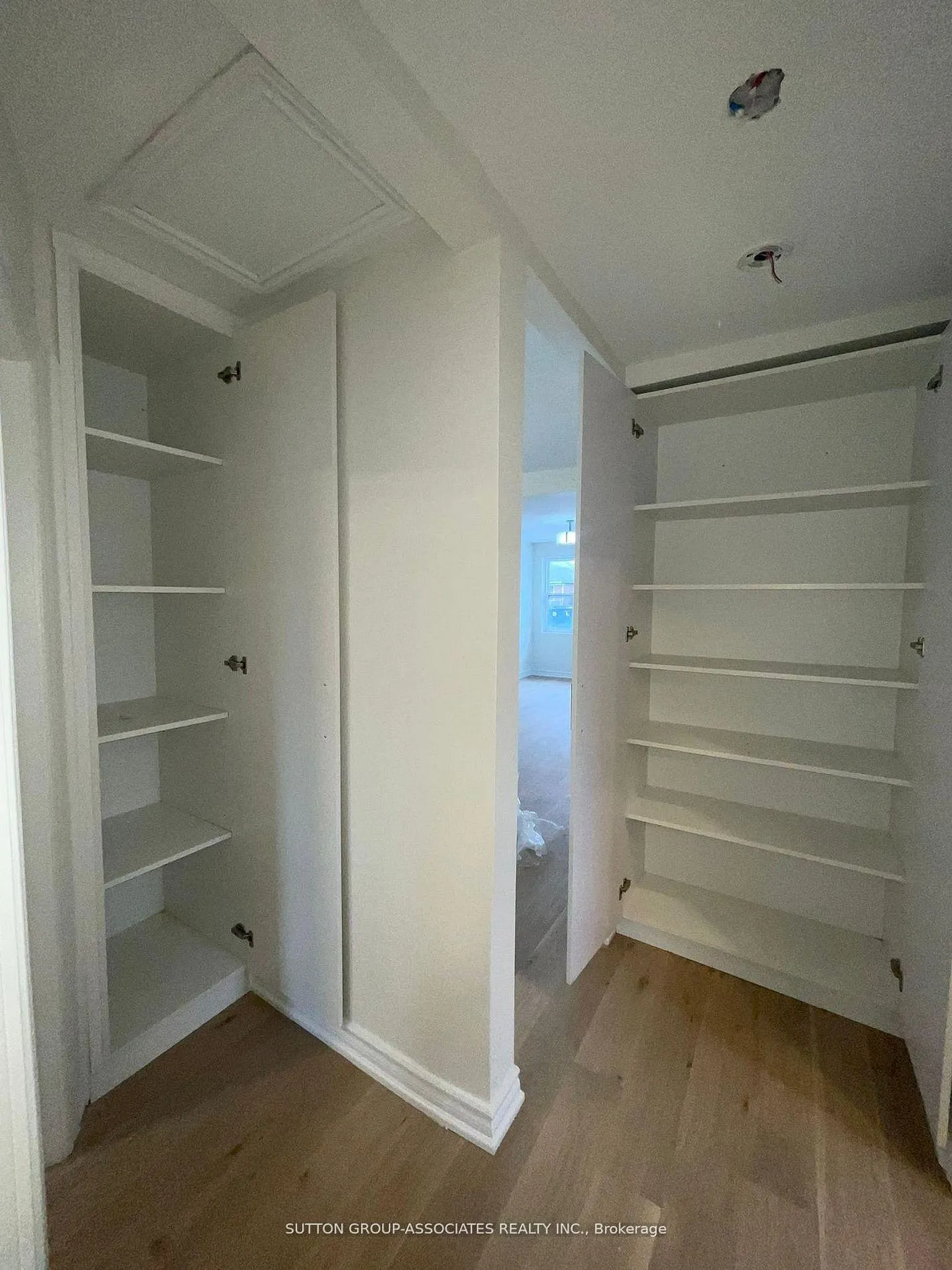 Photo 15 of 121 Yardley Avenue, Toronto, O'Connor-Parkview — HOMEH