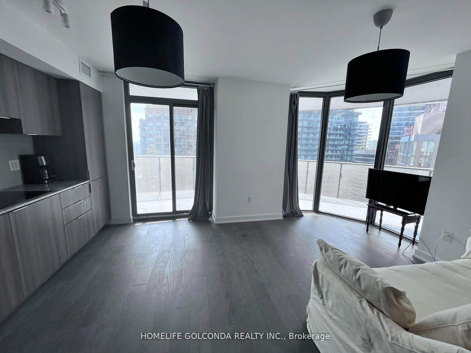 Photo 13 of Unit 2408, 11 Wellesley Street W, Toronto, Bay Street Corridor — HOMEH