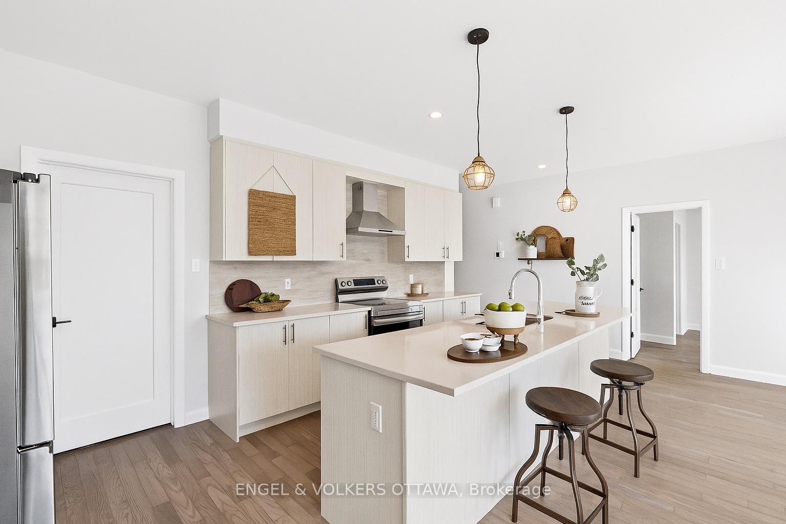 Photo 8 of 808 Companion Crescent, Ottawa, Mahogany Community — HOMEH