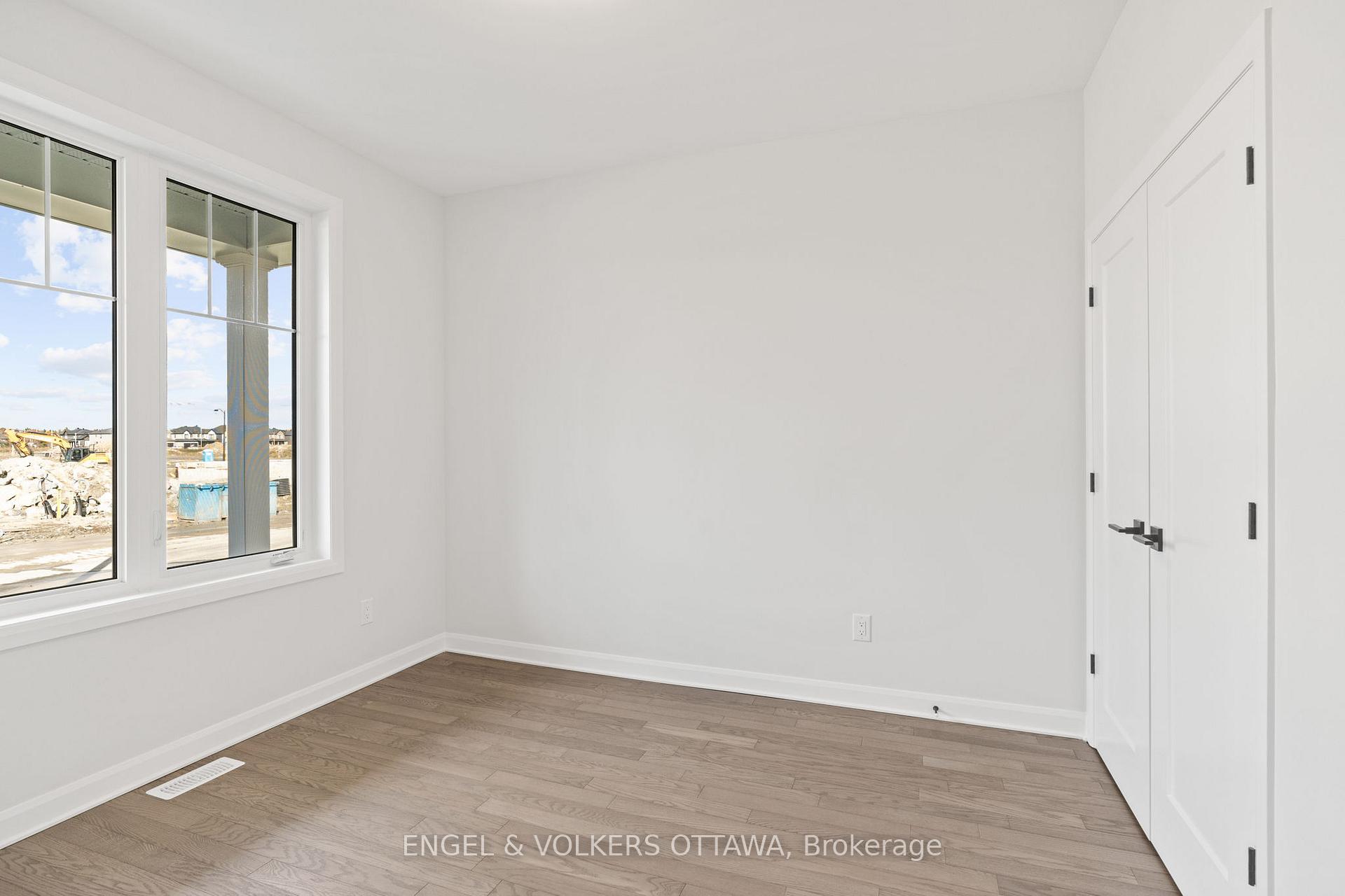 Photo 18 of 808 Companion Crescent, Ottawa, Mahogany Community — HOMEH