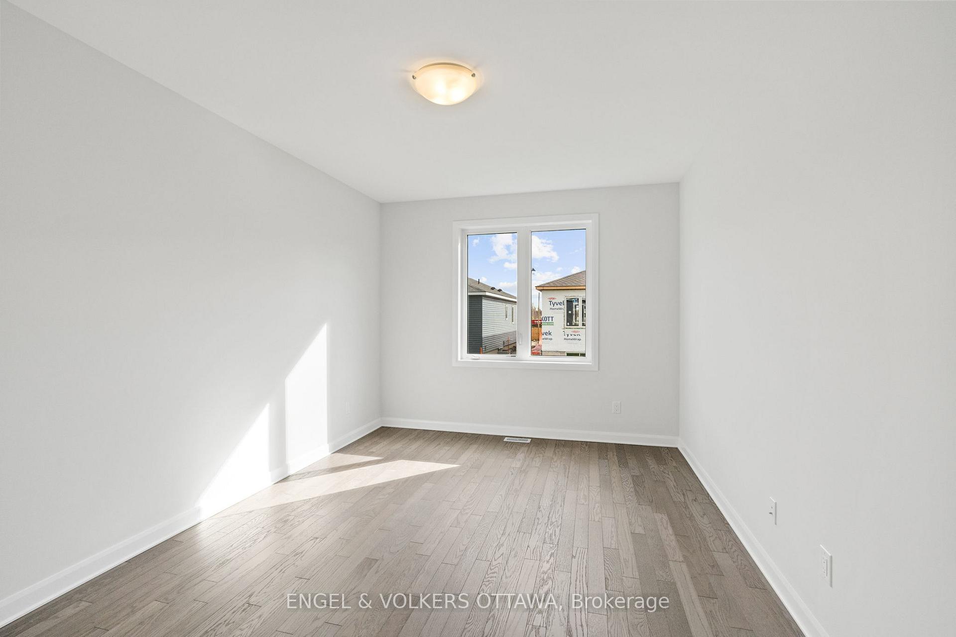 Photo 28 of 808 Companion Crescent, Ottawa, Mahogany Community — HOMEH