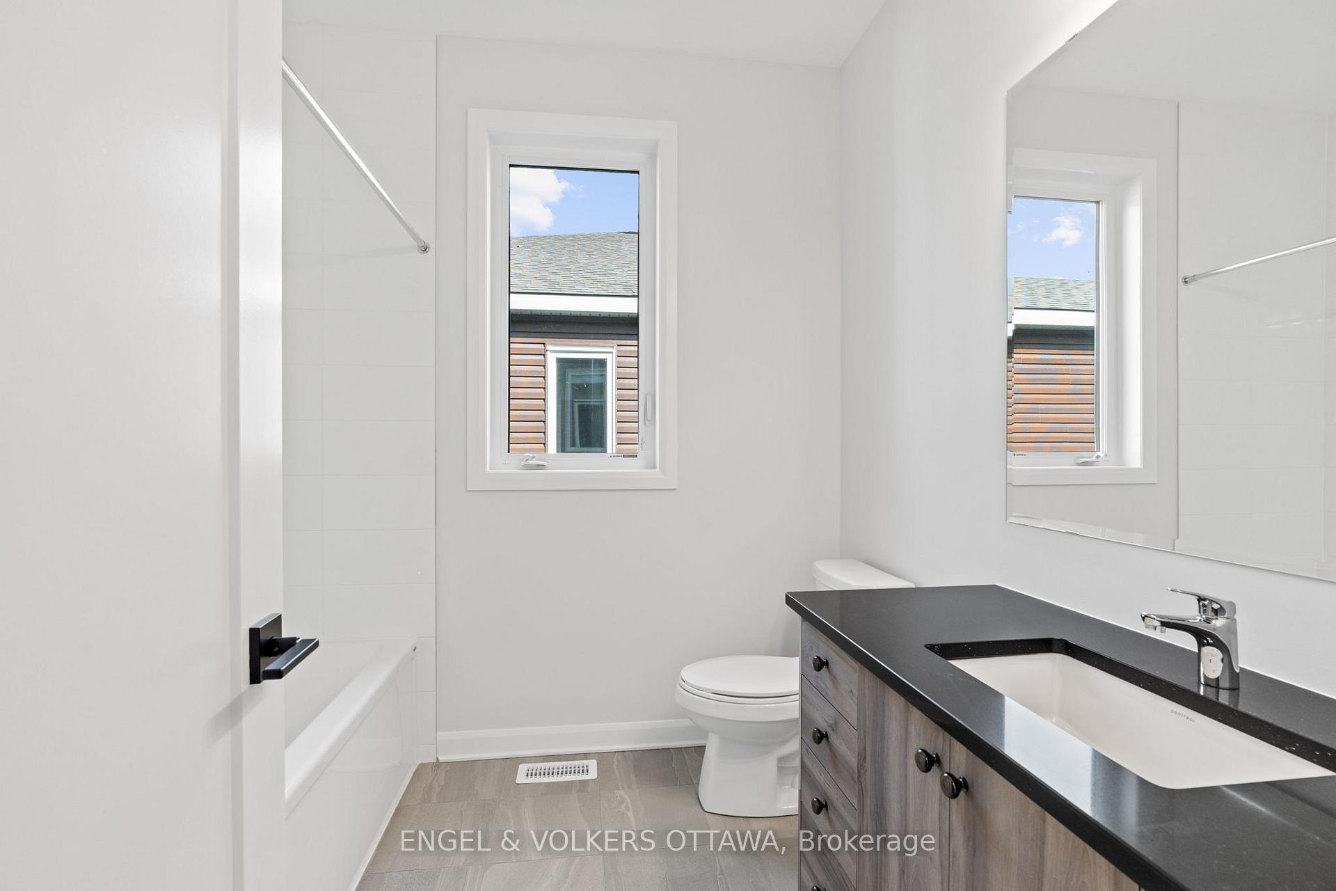 Photo 32 of 808 Companion Crescent, Ottawa, Mahogany Community — HOMEH