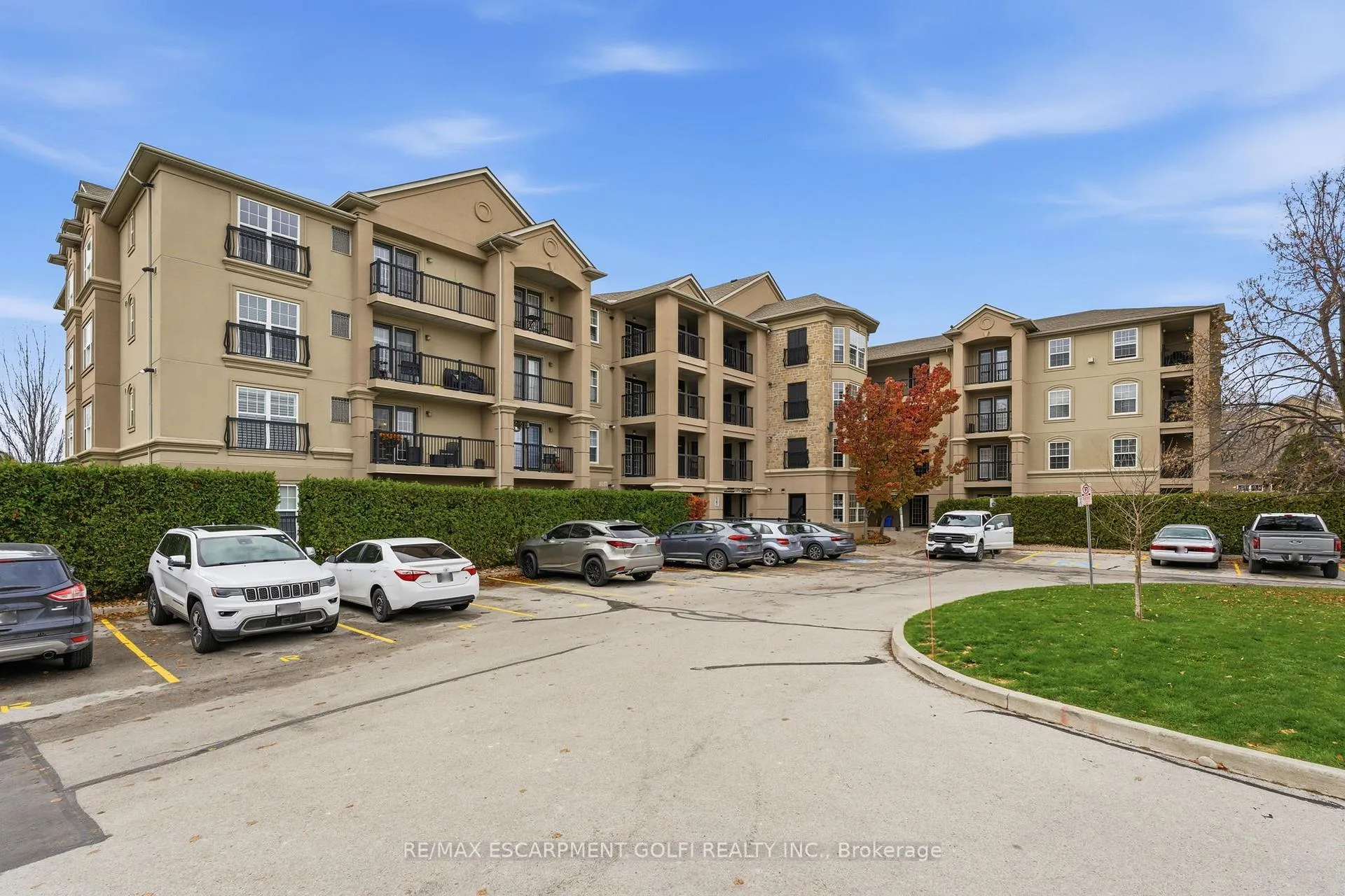 Photo 20 of Unit 411, 2035 Appleby Line, Burlington, Uptown — HOMEH