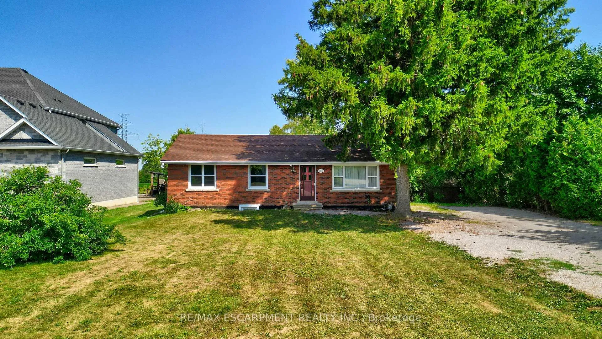 Photo 1 of 167 Miles Road, Hamilton, Rural Glanbrook — HOMEH