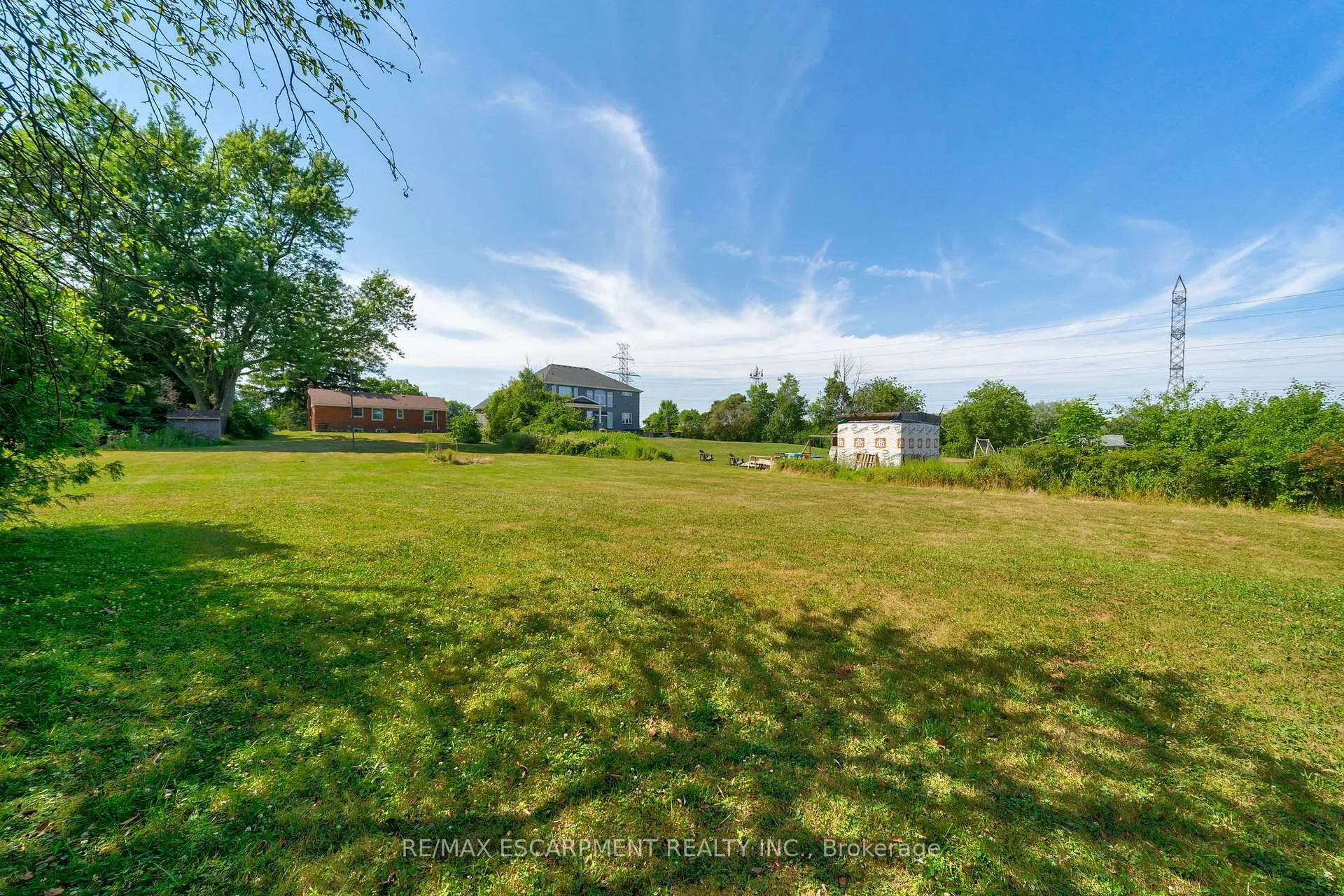 Photo 34 of 167 Miles Road, Hamilton, Rural Glanbrook — HOMEH