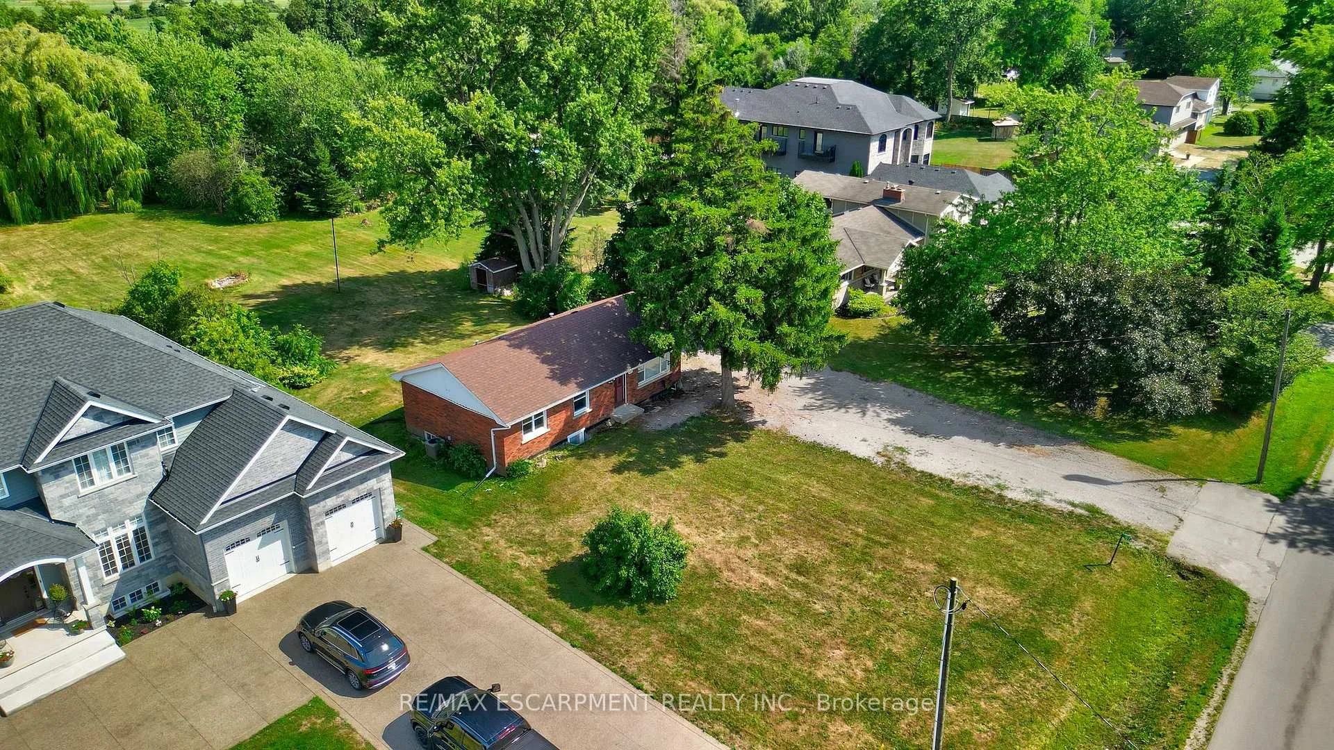 Photo 36 of 167 Miles Road, Hamilton, Rural Glanbrook — HOMEH