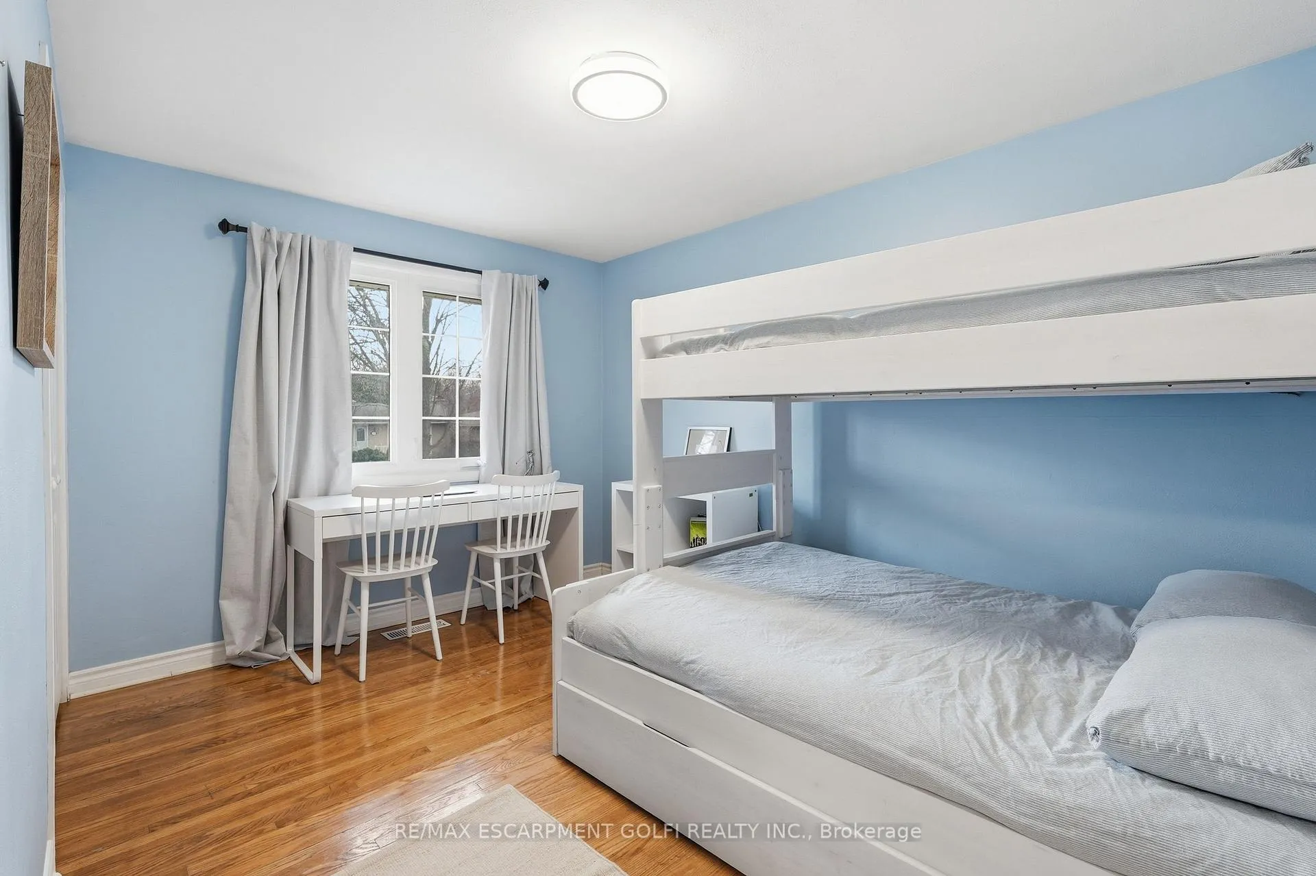 Photo 14 of 227 Walden Drive, Burlington, Roseland — HOMEH