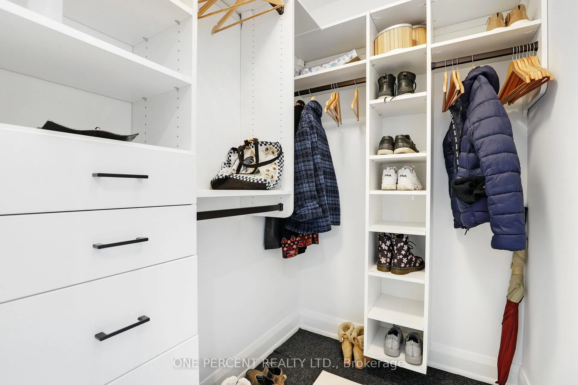 Photo 12 of Unit 15, 100 Cortile Private, Ottawa, Riverside South/Gloucester Glen — HOMEH