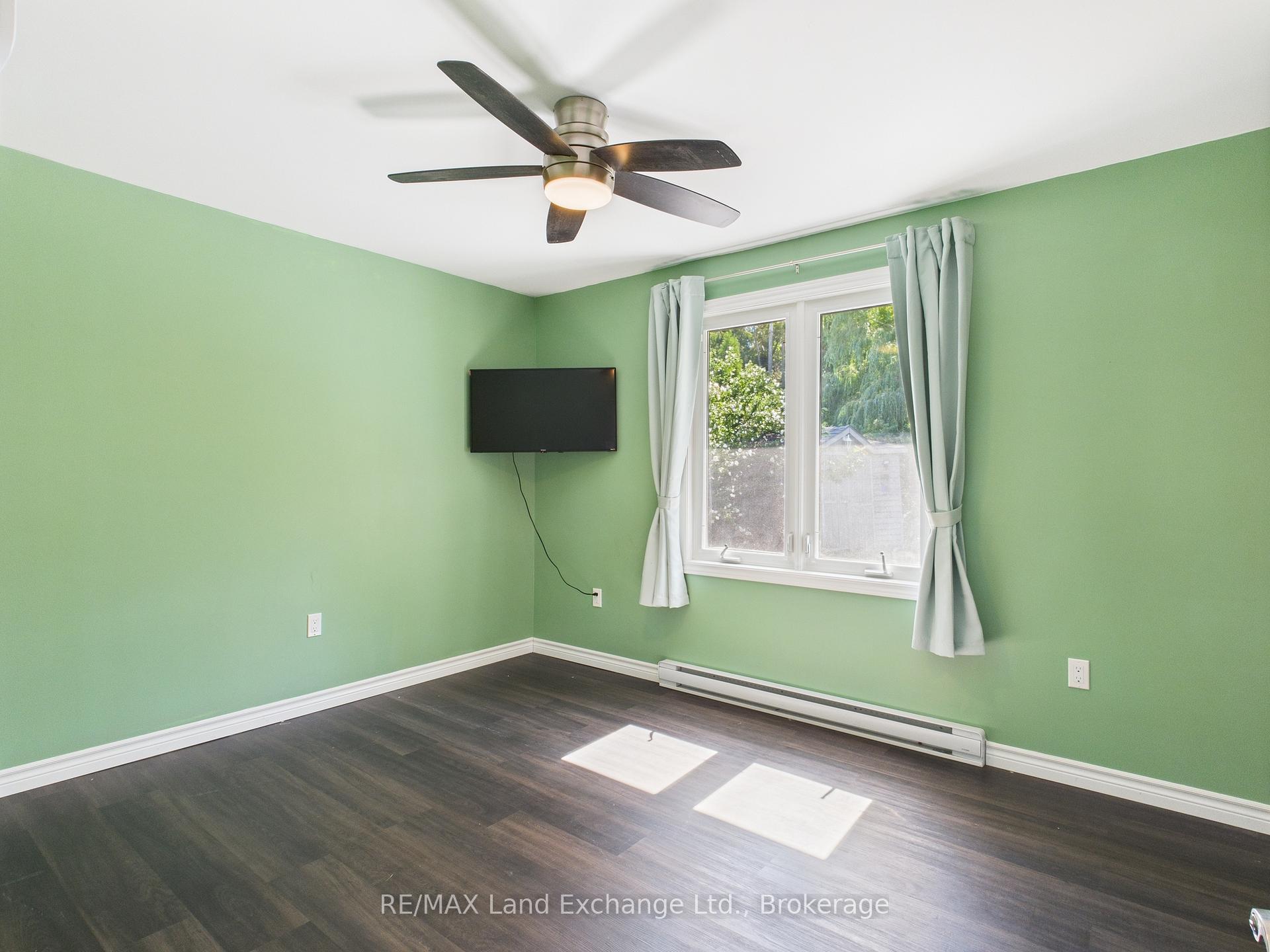 Photo 17 of 23 Goderich Street, Kincardine — HOMEH