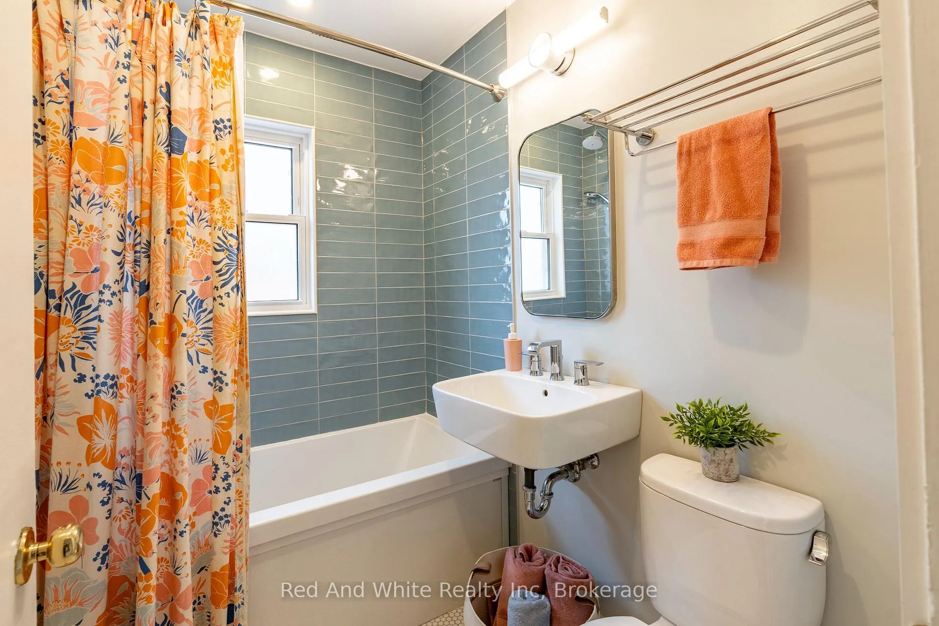 Photo 19 of 178 Bristol Street, Waterloo, Uptown Waterloo — HOMEH
