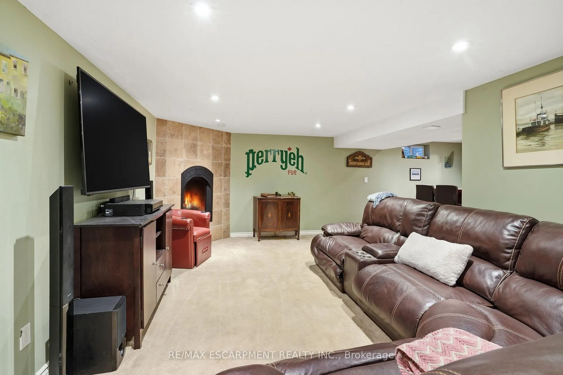 Photo 32 of 65 Rolston Drive, Hamilton, Rolston — HOMEH