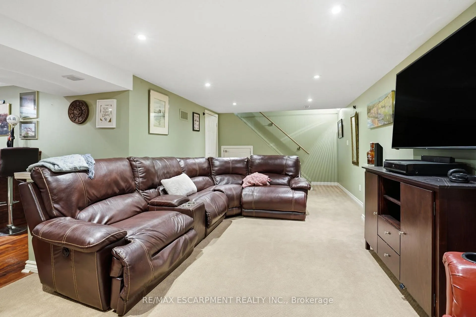Photo 34 of 65 Rolston Drive, Hamilton, Rolston — HOMEH