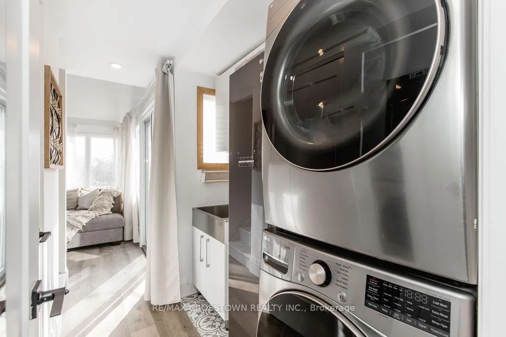 Photo 20 of 741 Cedarvale Drive, Innisfil, Lefroy — HOMEH