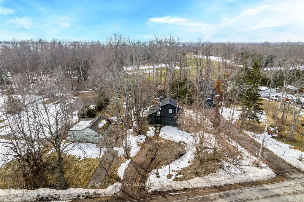 Photo 40 of 741 Cedarvale Drive, Innisfil, Lefroy — HOMEH