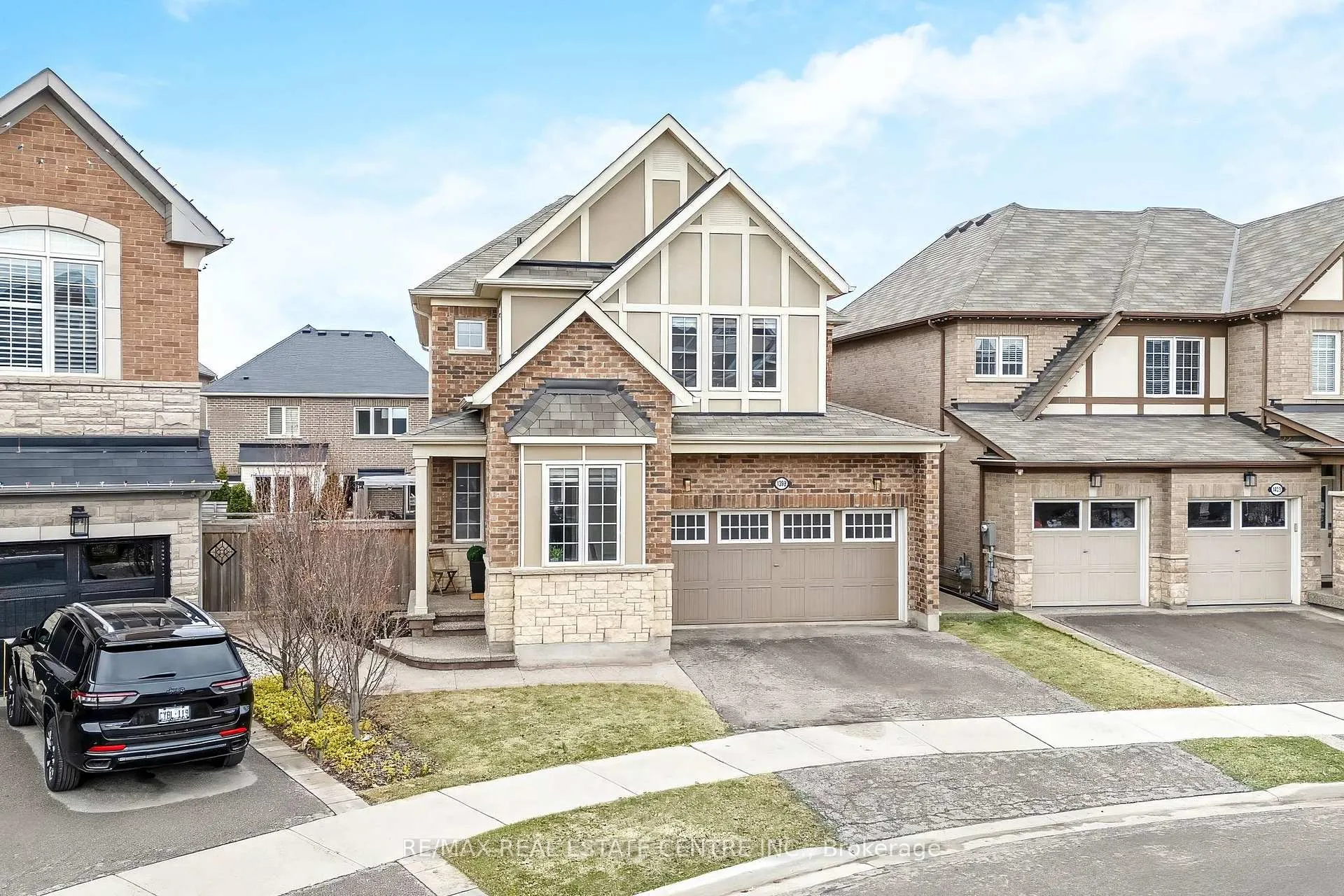 Photo 3 of 1399 Whitney Terrace, Milton, Ford — HOMEH