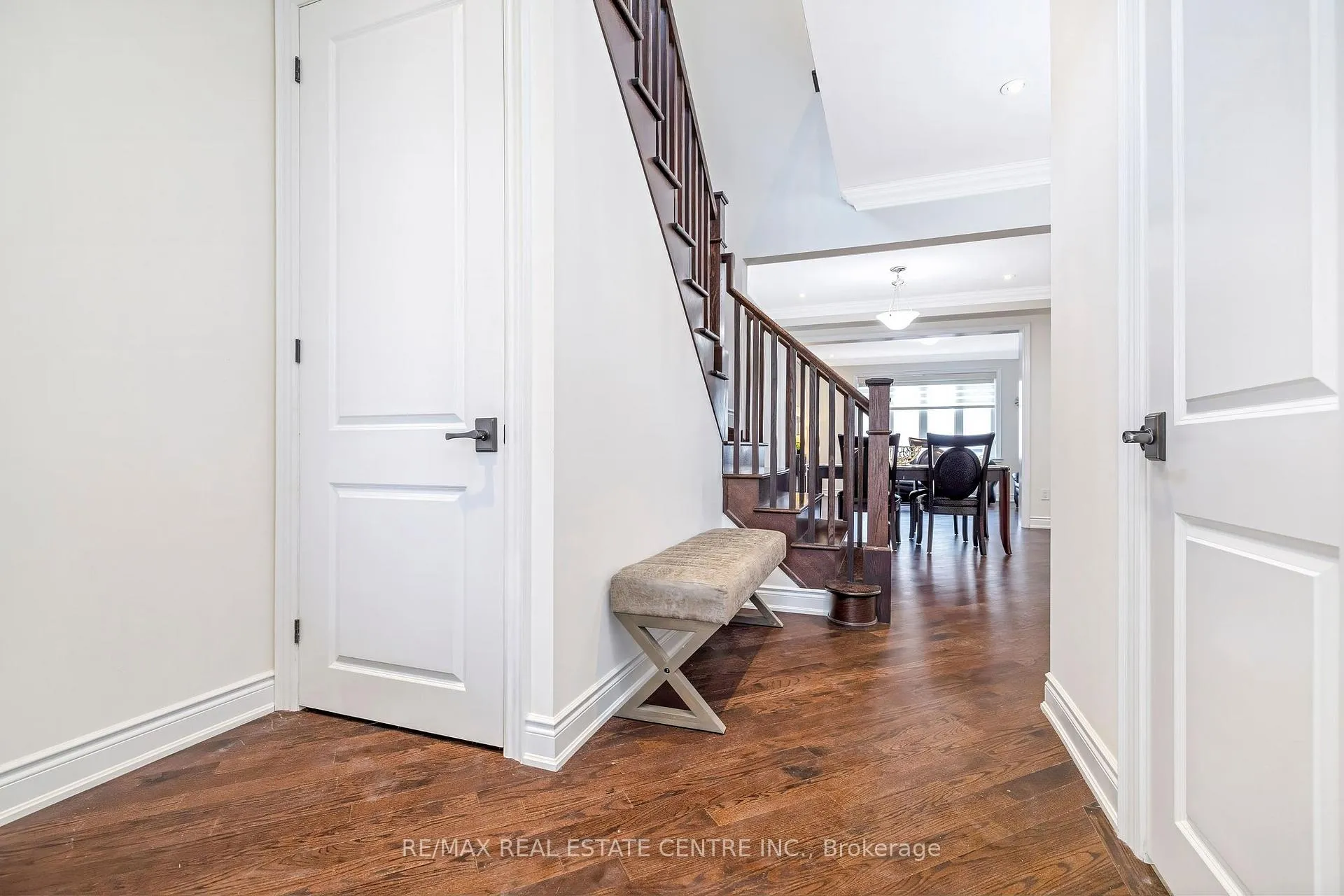 Photo 9 of 1399 Whitney Terrace, Milton, Ford — HOMEH