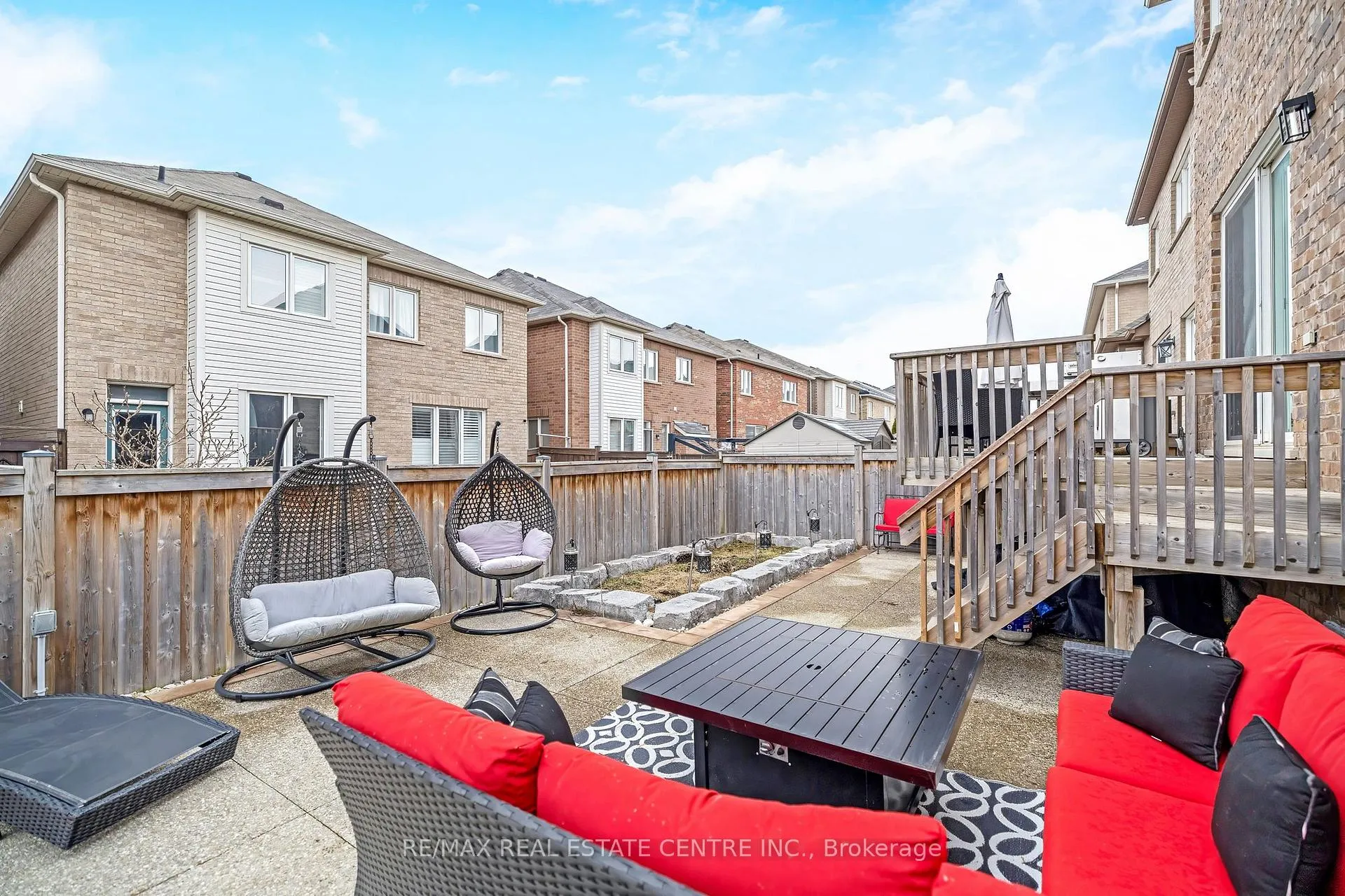 Photo 40 of 1399 Whitney Terrace, Milton, Ford — HOMEH
