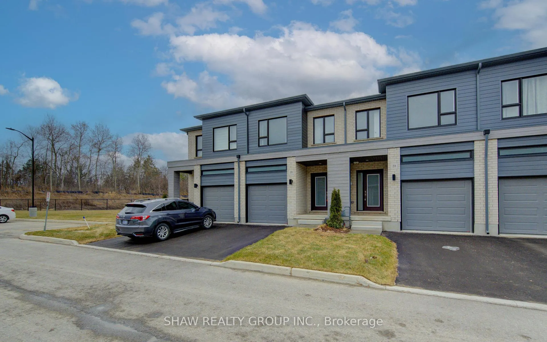 Photo 3 of 29 Oak Forest Common, Cambridge — HOMEH