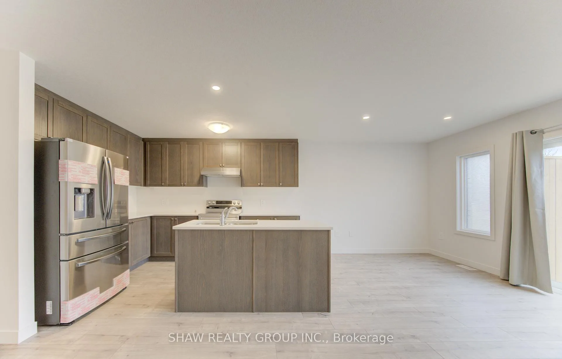 Photo 8 of 29 Oak Forest Common, Cambridge — HOMEH