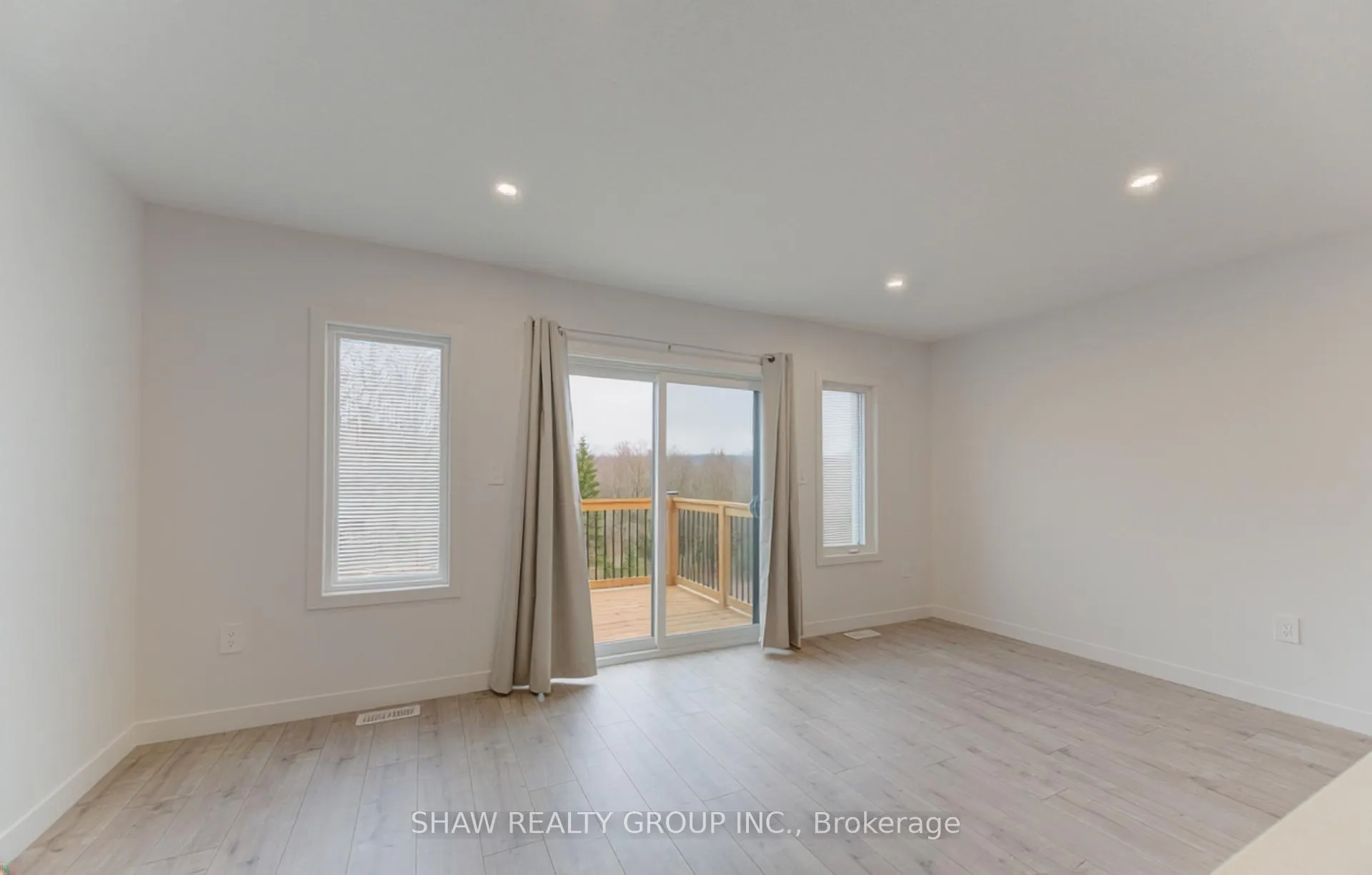 Photo 12 of 29 Oak Forest Common, Cambridge — HOMEH