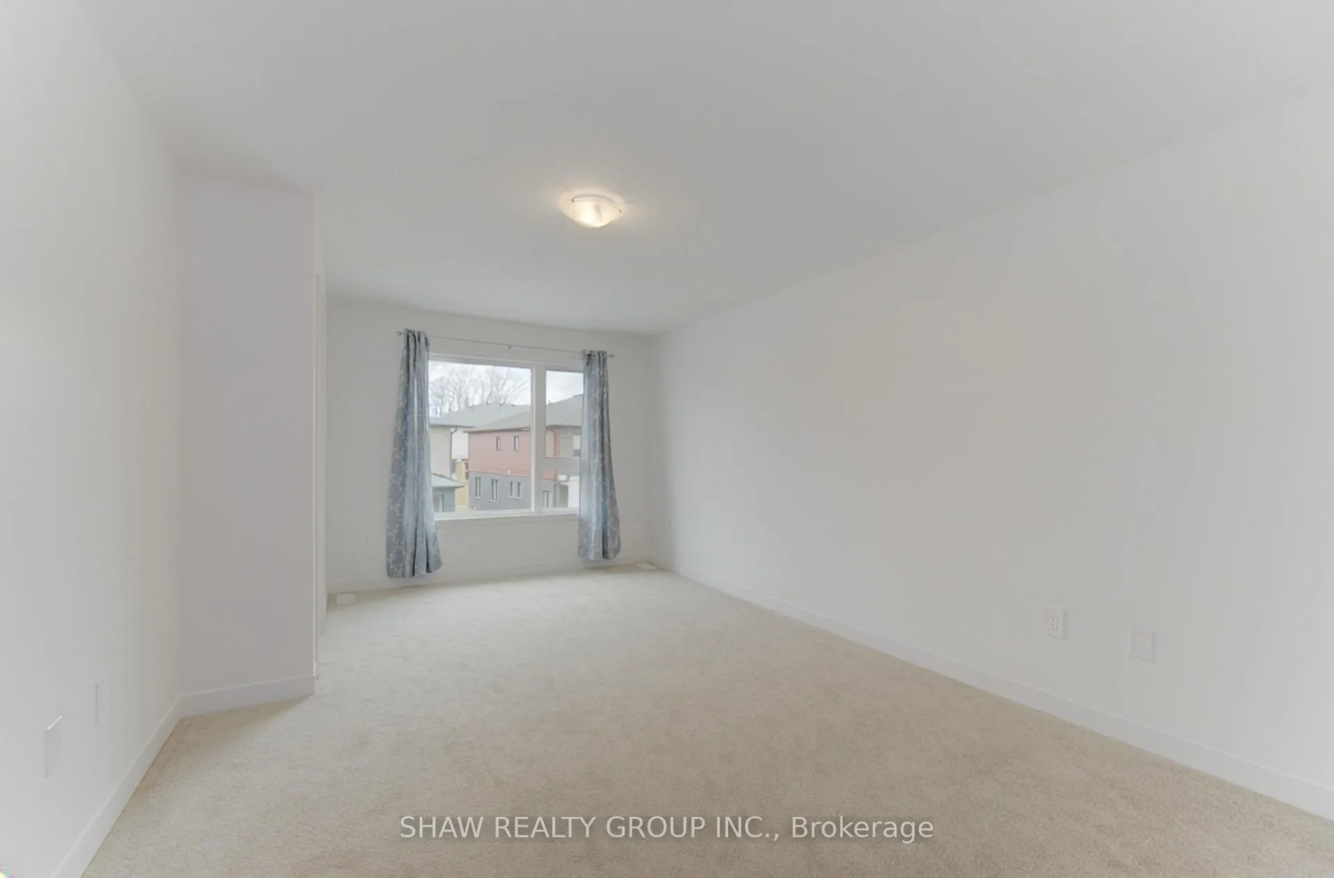 Photo 19 of 29 Oak Forest Common, Cambridge — HOMEH
