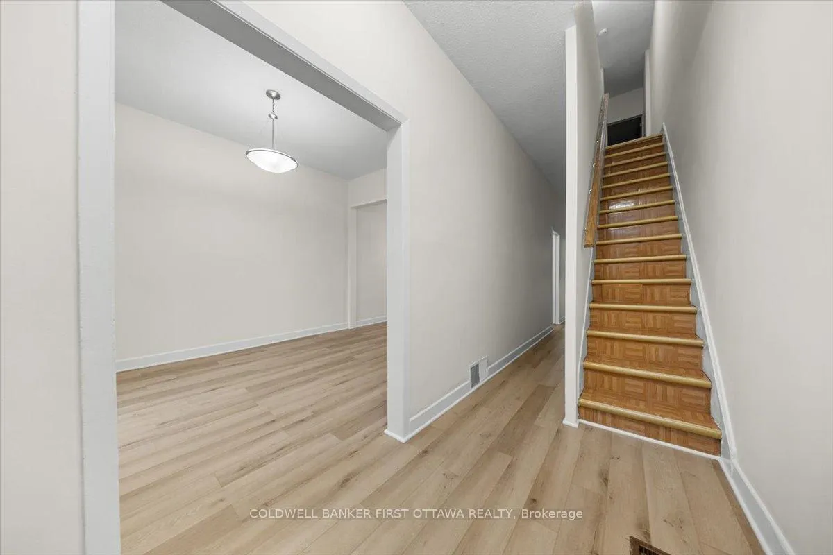 Photo 11 of 281 Cambridge Street N, Ottawa, West Centre Town — HOMEH