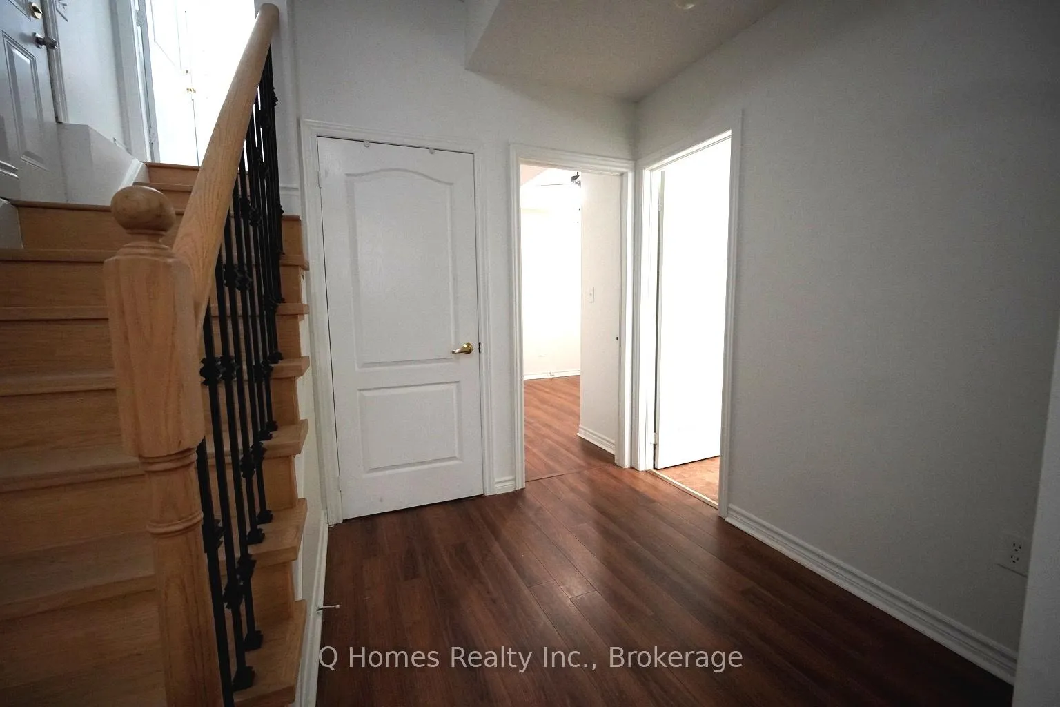 Photo 34 of 49 Counsellor Terrace, Barrie, Innis-Shore — HOMEH