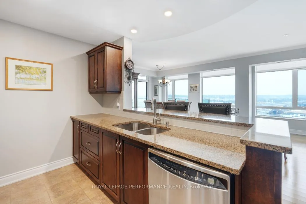 Photo 10 of Unit 1401, 100 Inlet Private, Ottawa, Chatelaine Village — HOMEH