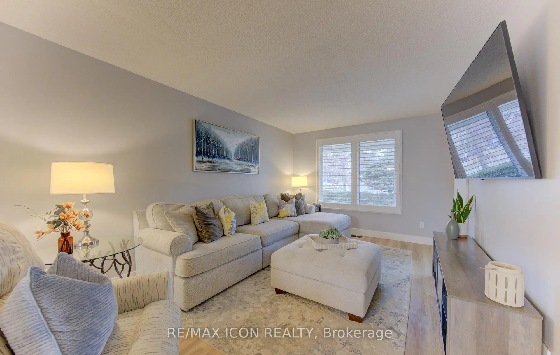 Photo 5 of 113 Anvil Street, Kitchener — HOMEH