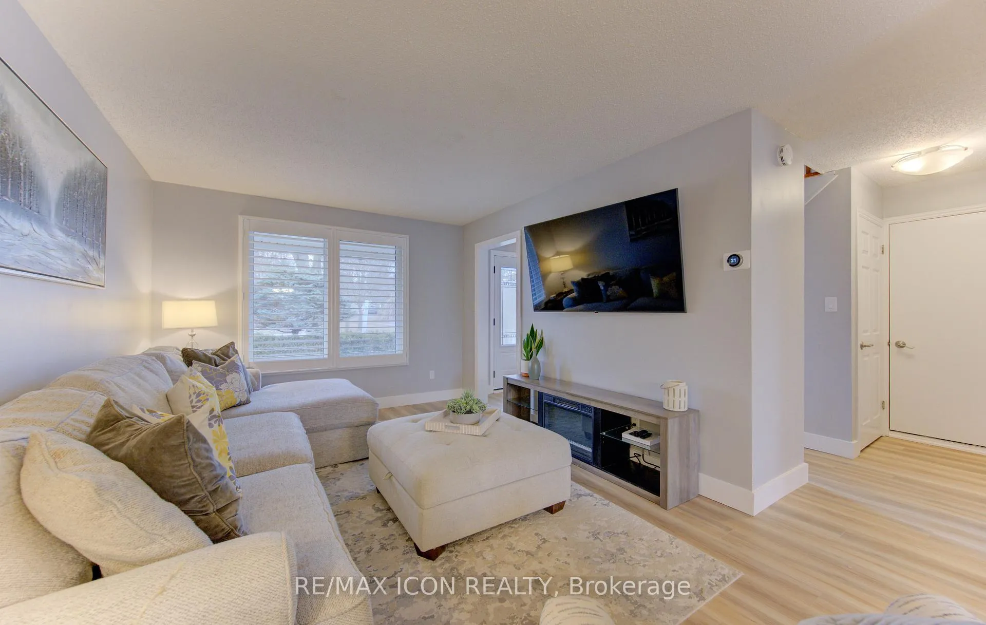 Photo 7 of 113 Anvil Street, Kitchener — HOMEH