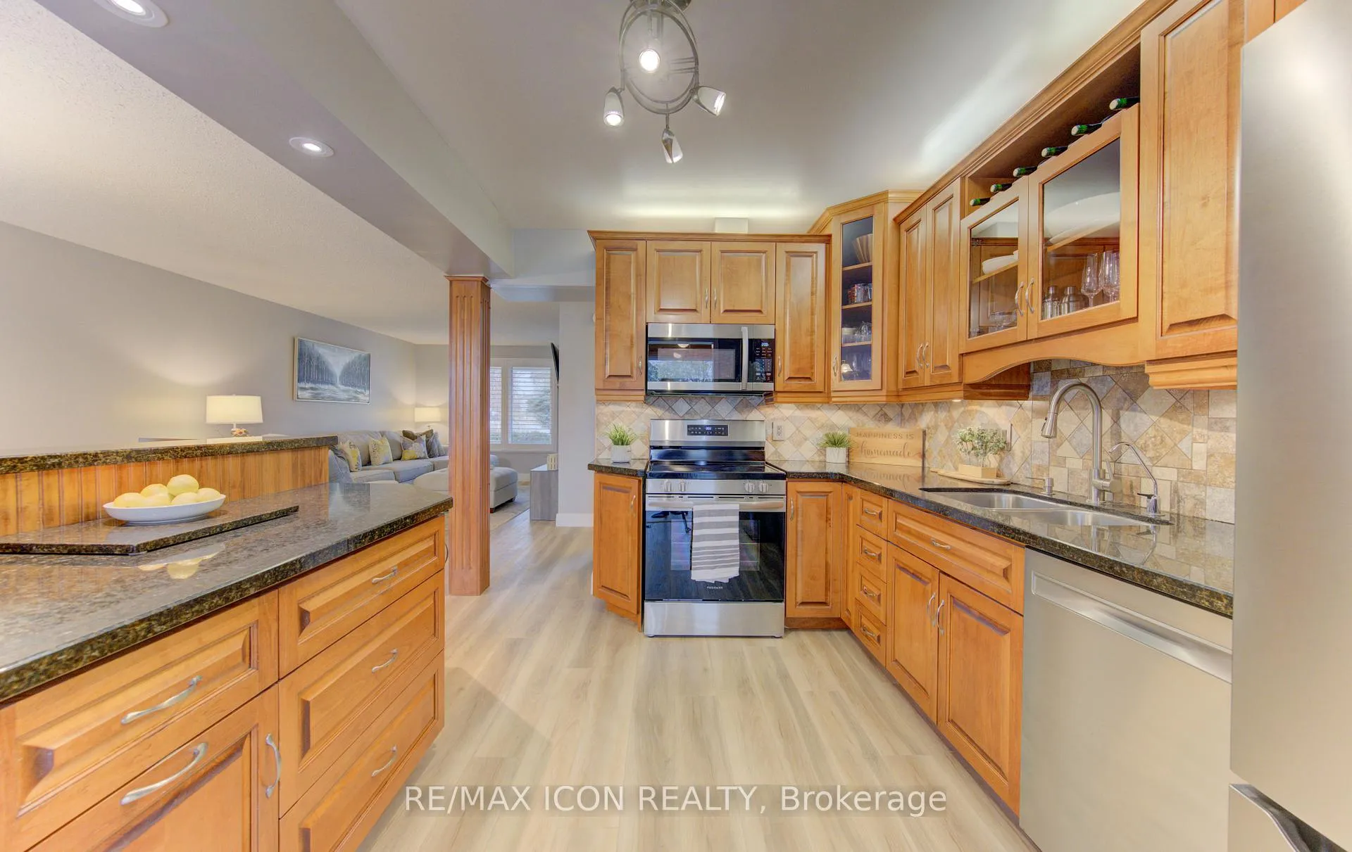 Photo 12 of 113 Anvil Street, Kitchener — HOMEH