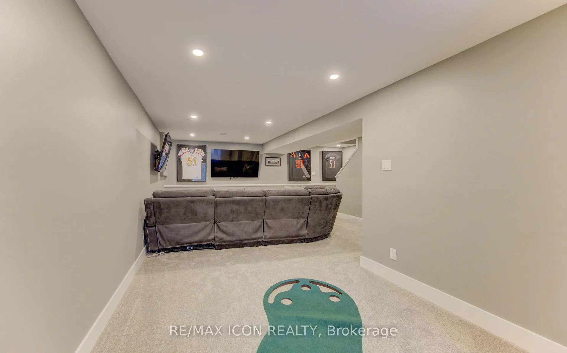 Photo 36 of 113 Anvil Street, Kitchener — HOMEH