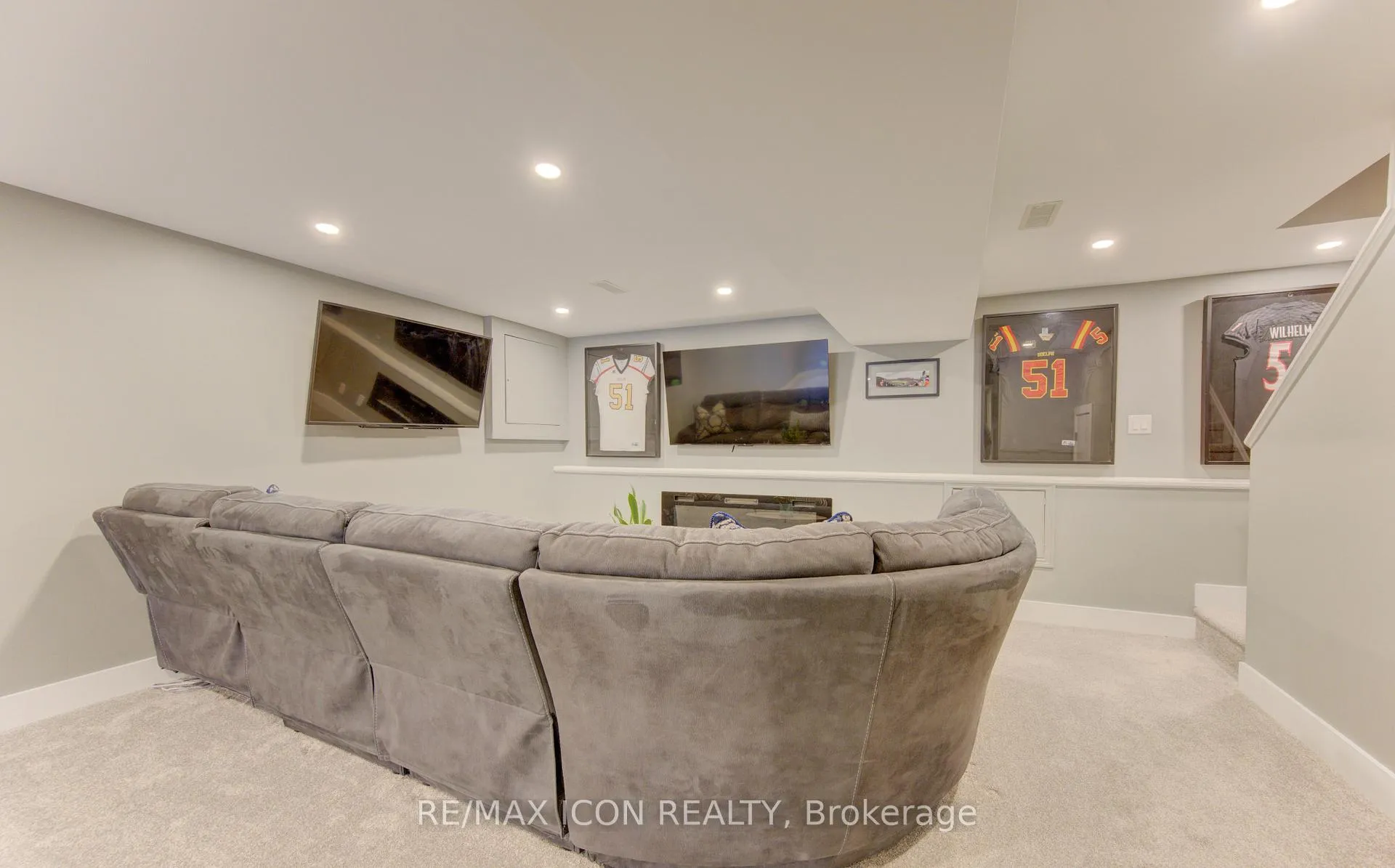 Photo 37 of 113 Anvil Street, Kitchener — HOMEH
