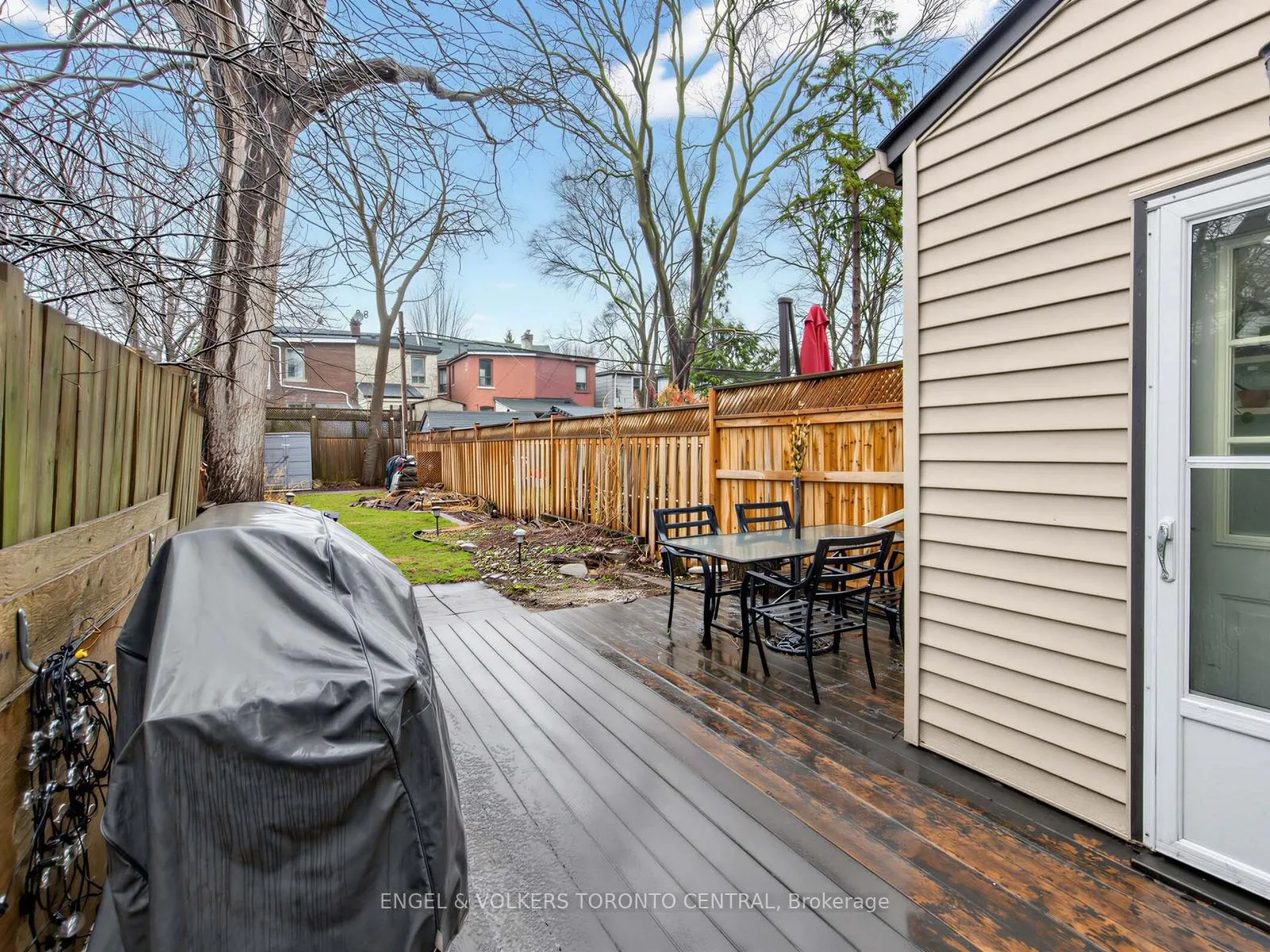 Photo 16 of 4 Felstead Avenue, Toronto, Greenwood-Coxwell — HOMEH