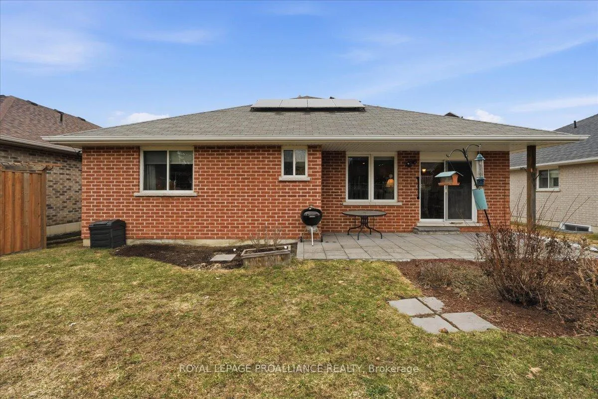 Photo 24 of 12 Chelsea Crescent, Belleville, Thurlow Ward — HOMEH